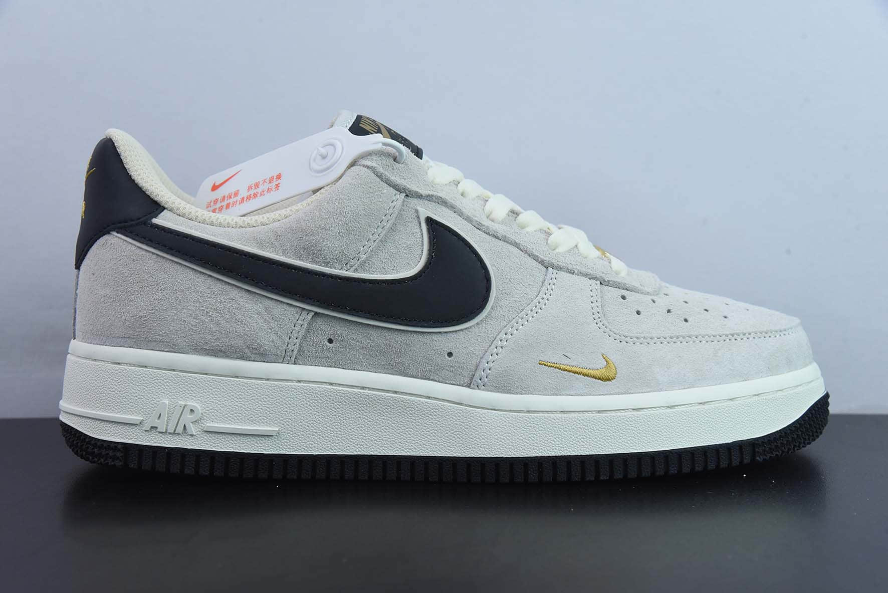 耐克Nike Air Force 1 Low ’07 小勾黑麂皮空军一号低帮休闲板鞋纯原版本 货号：KK5636-810