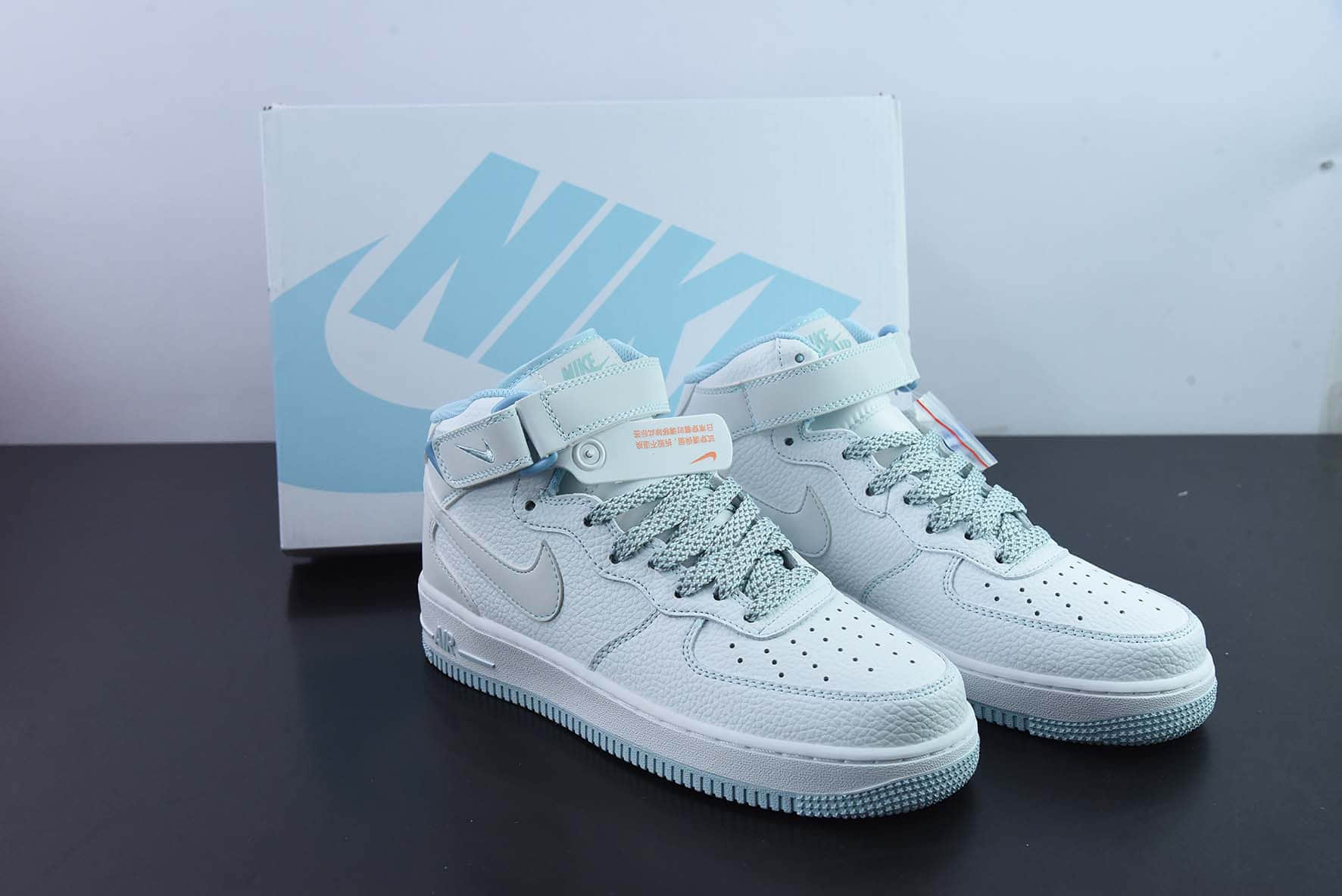 耐克Nike Air Force 1 Mid 马克线满天星冰蓝配色空军一号中帮休闲板鞋纯原版本 货号：MK0619-255