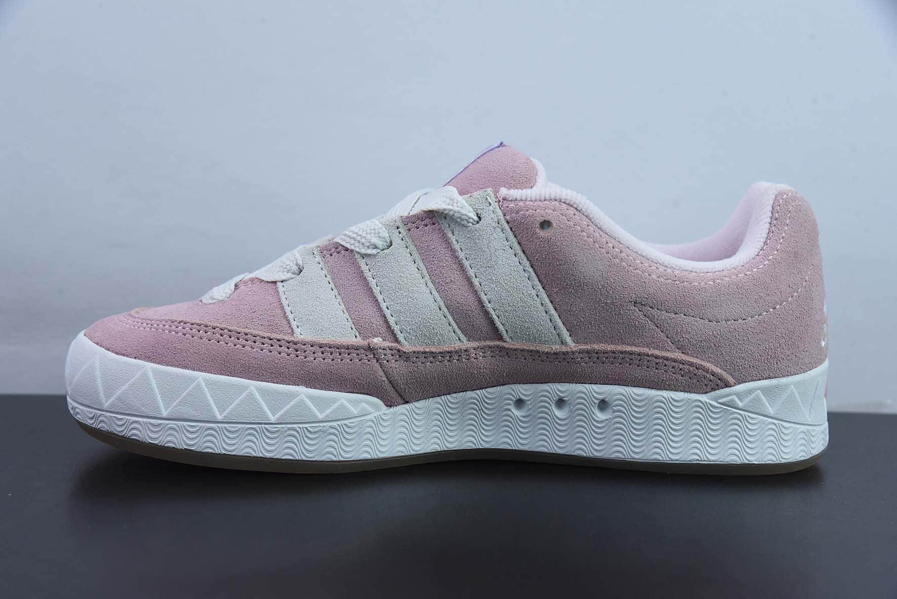 阿迪达斯Adidas Adimatic Low 马蒂奇系列粉白低帮复古鲨鱼面包鞋运动休闲滑板板鞋纯原版本 货号： GY2089