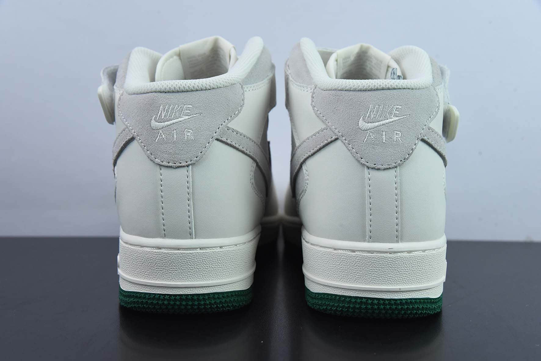 耐克Nike Air Force 1 Mid ’07 寿桃满天星配色空军一号中帮休闲板鞋纯原版本 货号：GY3368-308