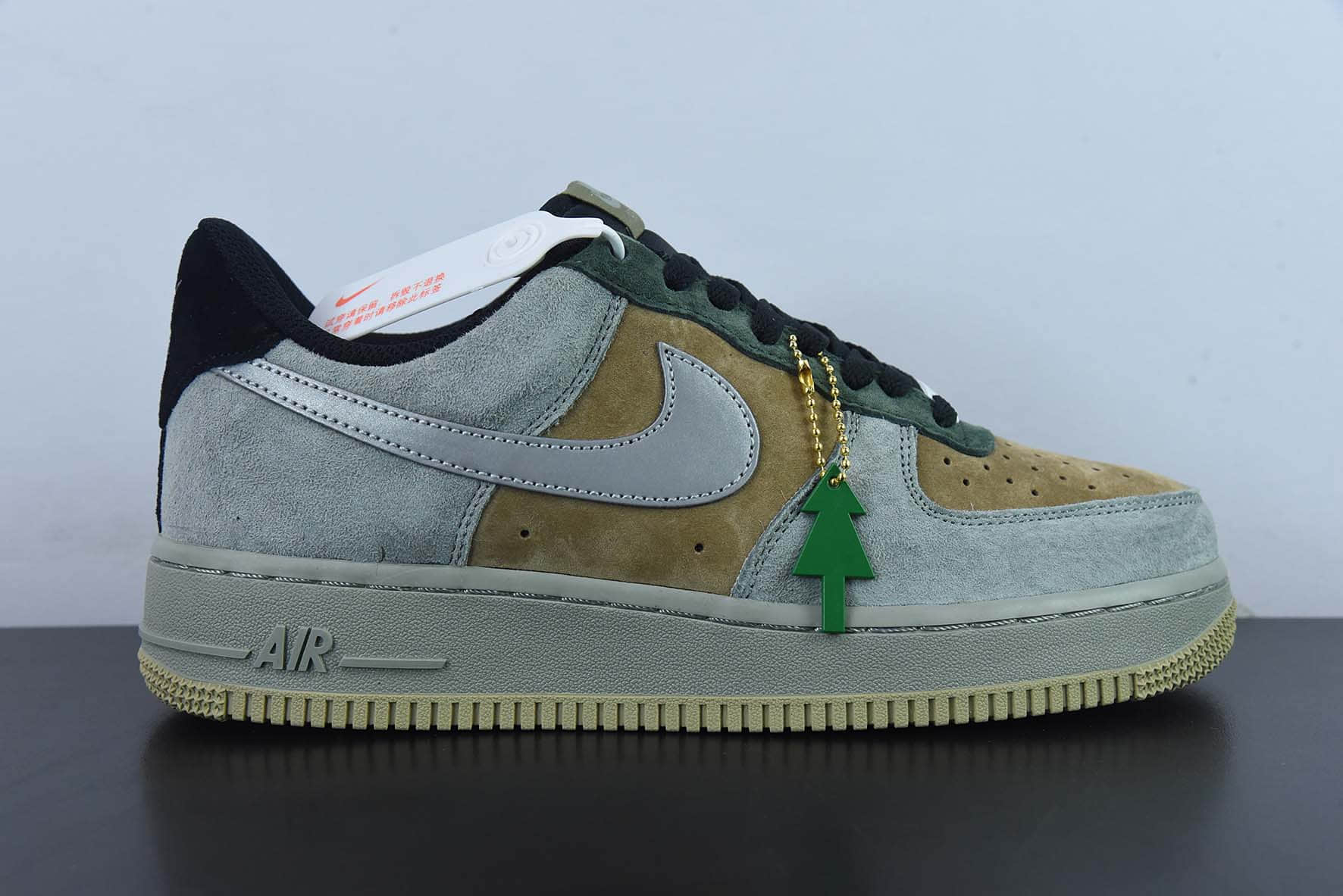 耐克Nike Air Force 1 Low“Christmas”空军一号“圣诞节”主题低帮休闲板鞋纯原版本 货号：CQ5059-101