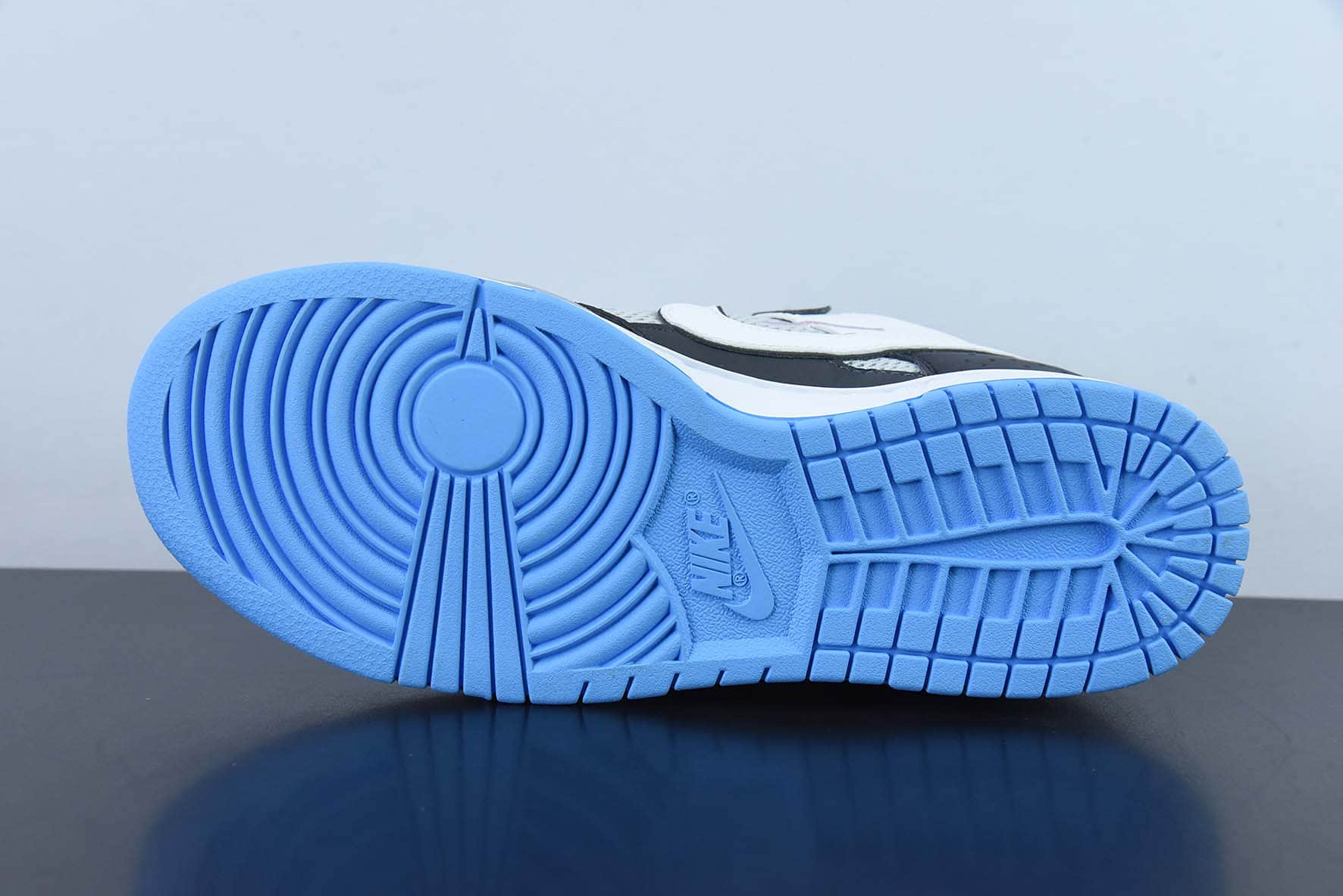 耐克Nike SB Dunk Scrap LowMismatch红蓝鸳鸯拼接缝合扣篮系列低帮板鞋纯原版本 货号：DN5381-001
