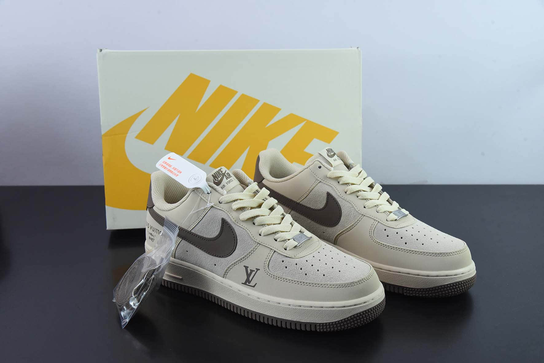 耐克NIke Air Force 1 AF1卡其棕 LV印花空军一号低帮休闲板鞋纯原版本 货号：BS6055-301