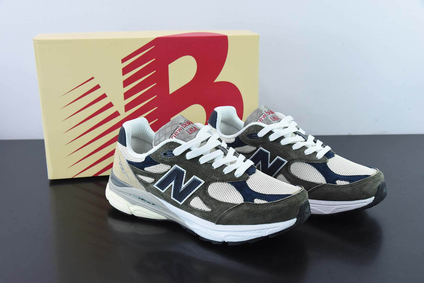 新百伦New Balance Made in USA M990V3 三代系列橄榄绿棕海军蓝低帮美产血统经典复古休闲运动百搭老爹跑步鞋纯原版本 货号：M990TO3