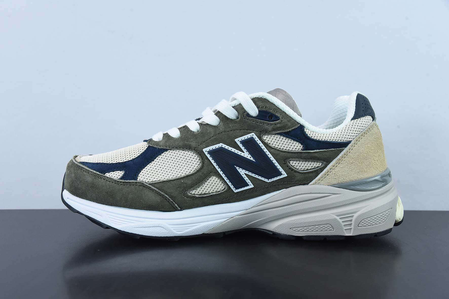 新百伦New Balance Made in USA M990V3 三代系列橄榄绿棕海军蓝低帮美产血统经典复古休闲运动百搭老爹跑步鞋纯原版本 货号：M990TO3