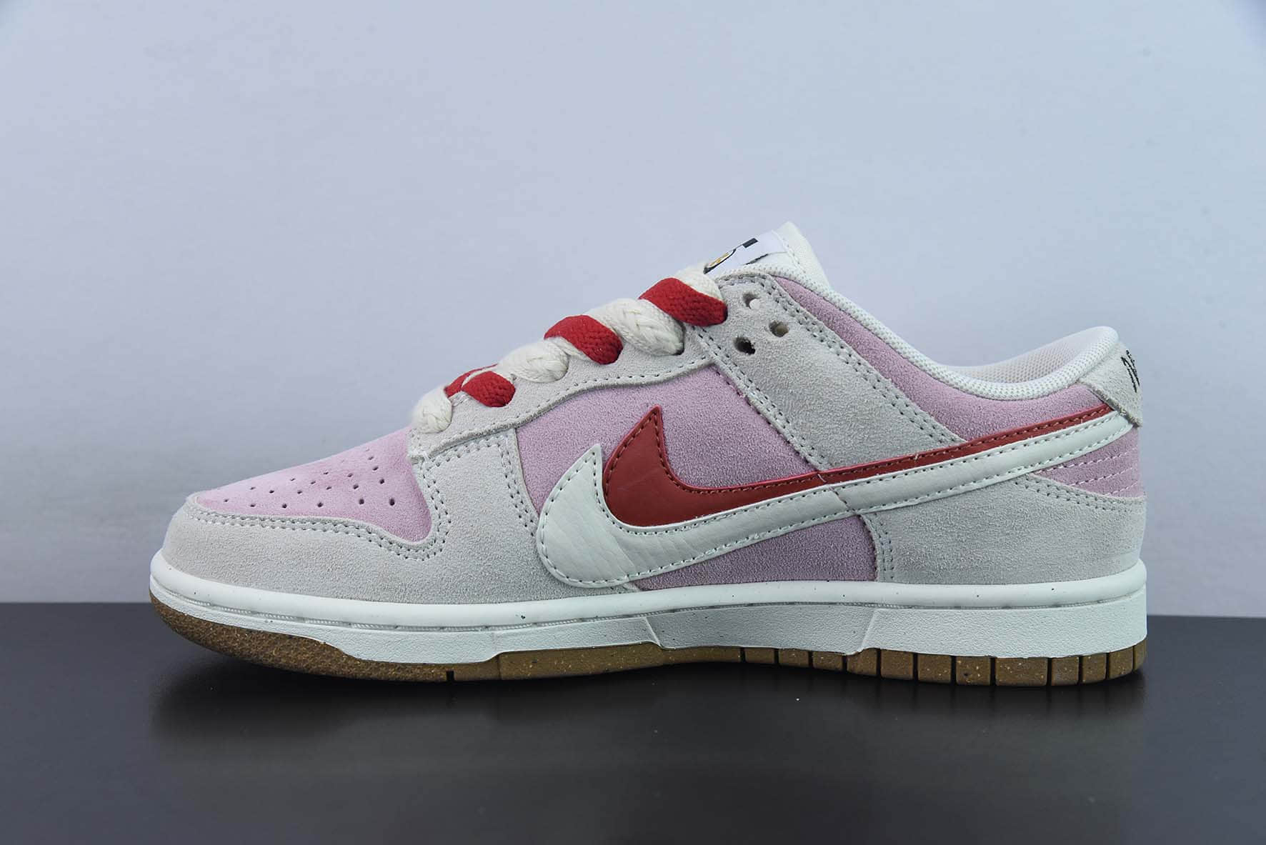 耐克Nike Dunk Low SE “85” 红白双钩SB低帮休闲滑板鞋纯原版本 货号：DO9457-100