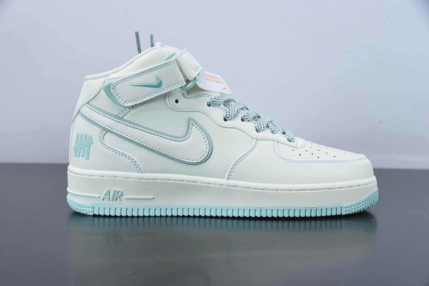 耐克Nike Air Force 1 MID 米蓝满天星空军一号中帮休闲板鞋纯原版本 货号：GB5969-002