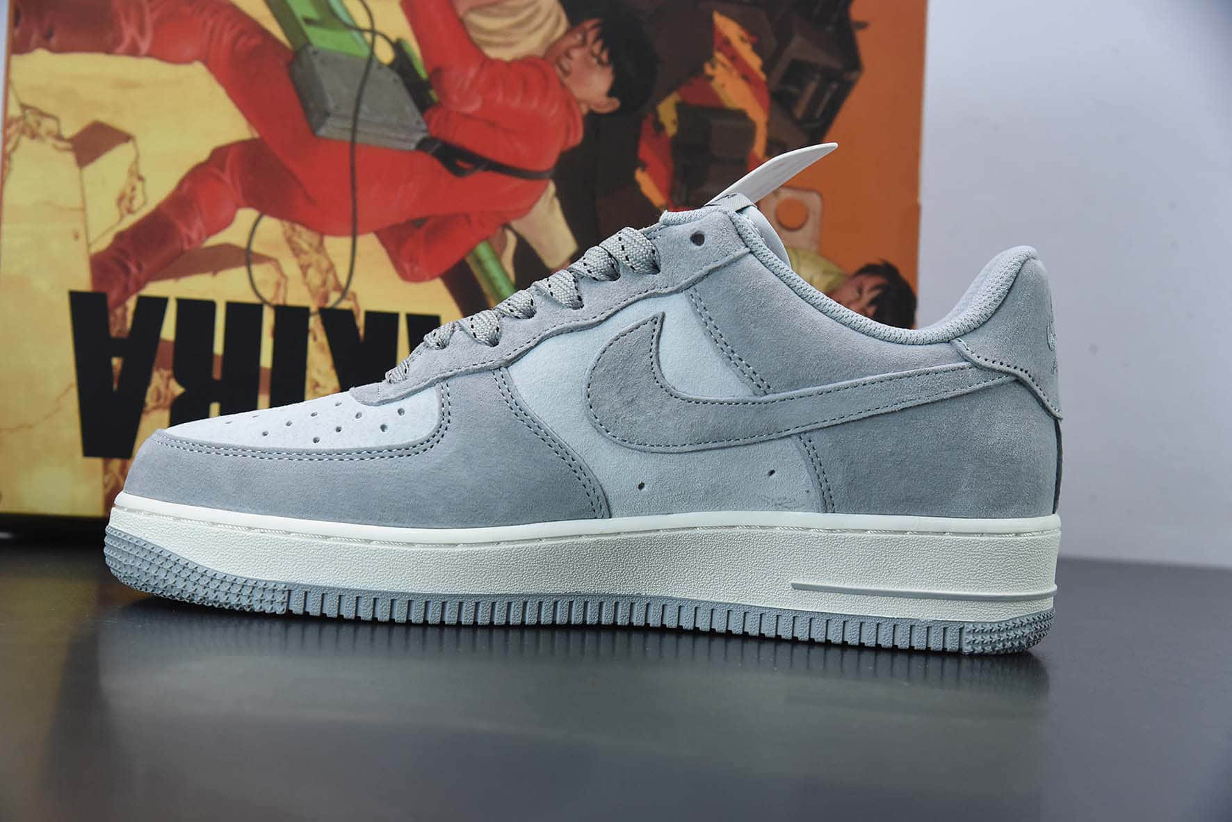 耐克Nike Air Force 1 Low 07 大友克洋麂皮雾霾灰空军一号低帮运动休闲板鞋纯原版本 货号： DG3966-823