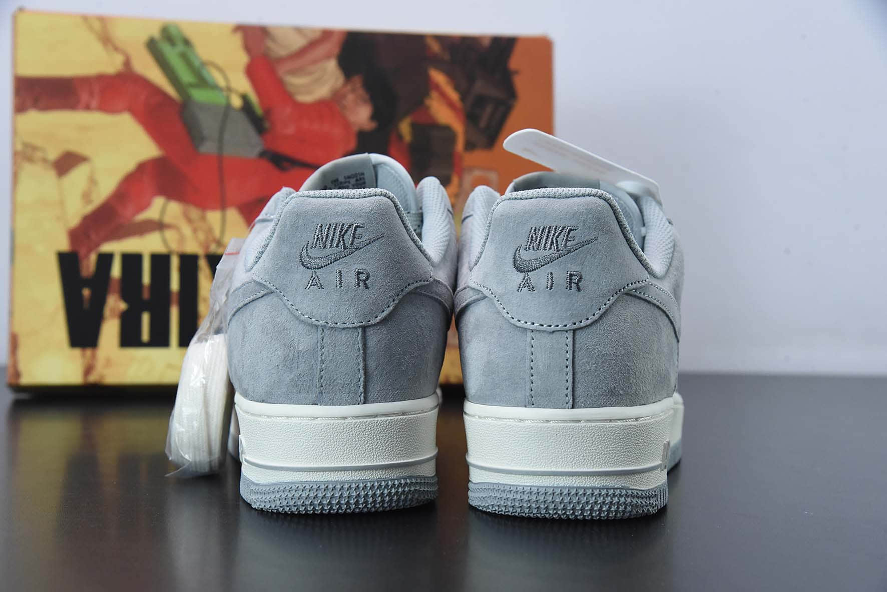 耐克Nike Air Force 1 Low 07 大友克洋麂皮雾霾灰空军一号低帮运动休闲板鞋纯原版本 货号： DG3966-823