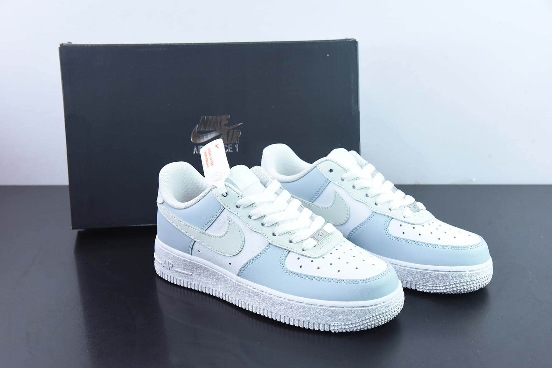 耐克Nike Air Force 1'07 Low “Glazed Grass” “琉璃草”空军一号低帮休闲板鞋纯原版本 货号：LJ8822-222