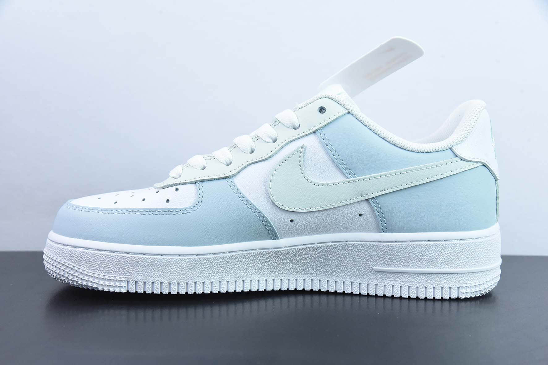 耐克Nike Air Force 1'07 Low “Glazed Grass” “琉璃草”空军一号低帮休闲板鞋纯原版本 货号：LJ8822-222