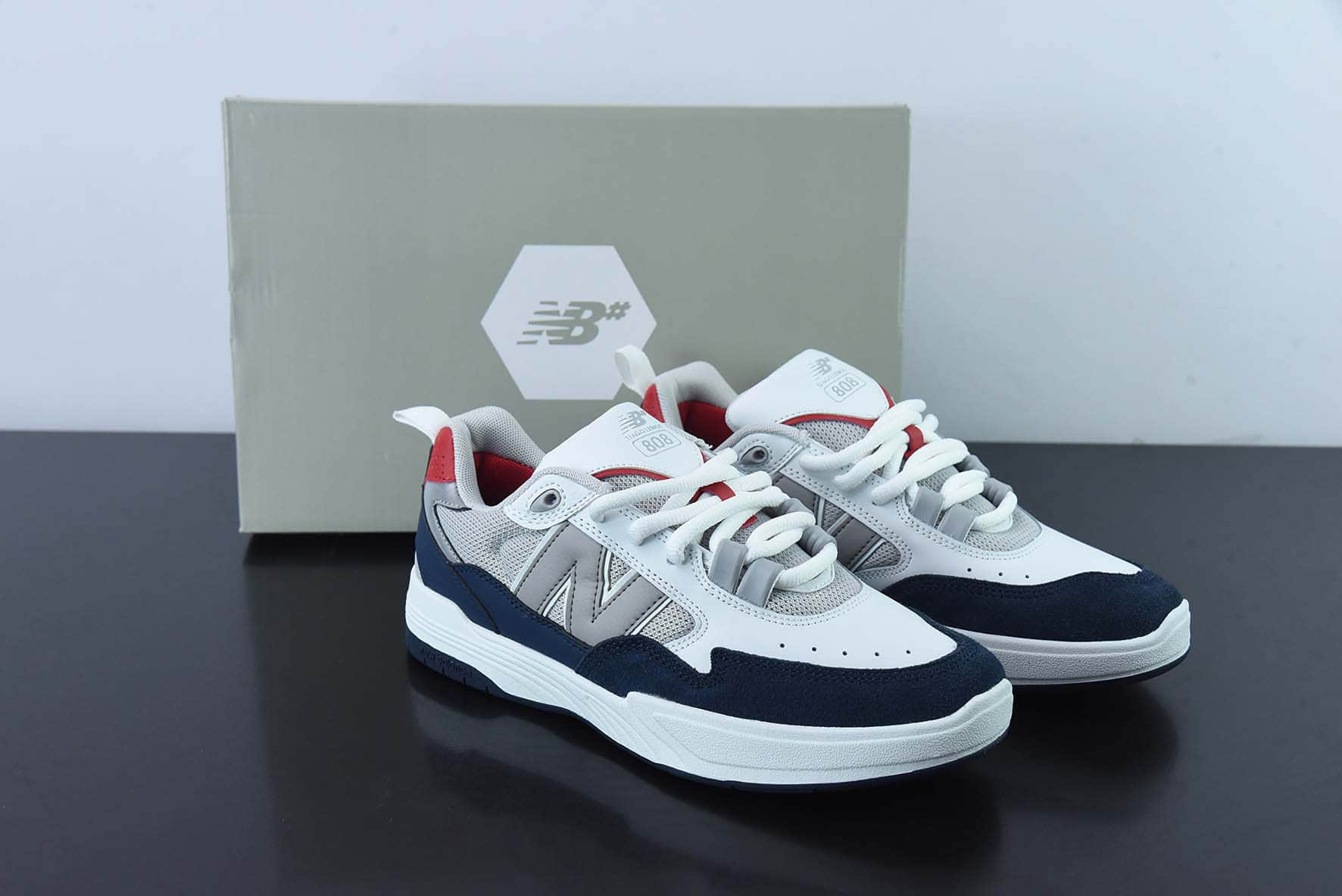 新百伦New Balance 808系列白蓝复古休闲跑步鞋纯原版本 货号：NM808WRB