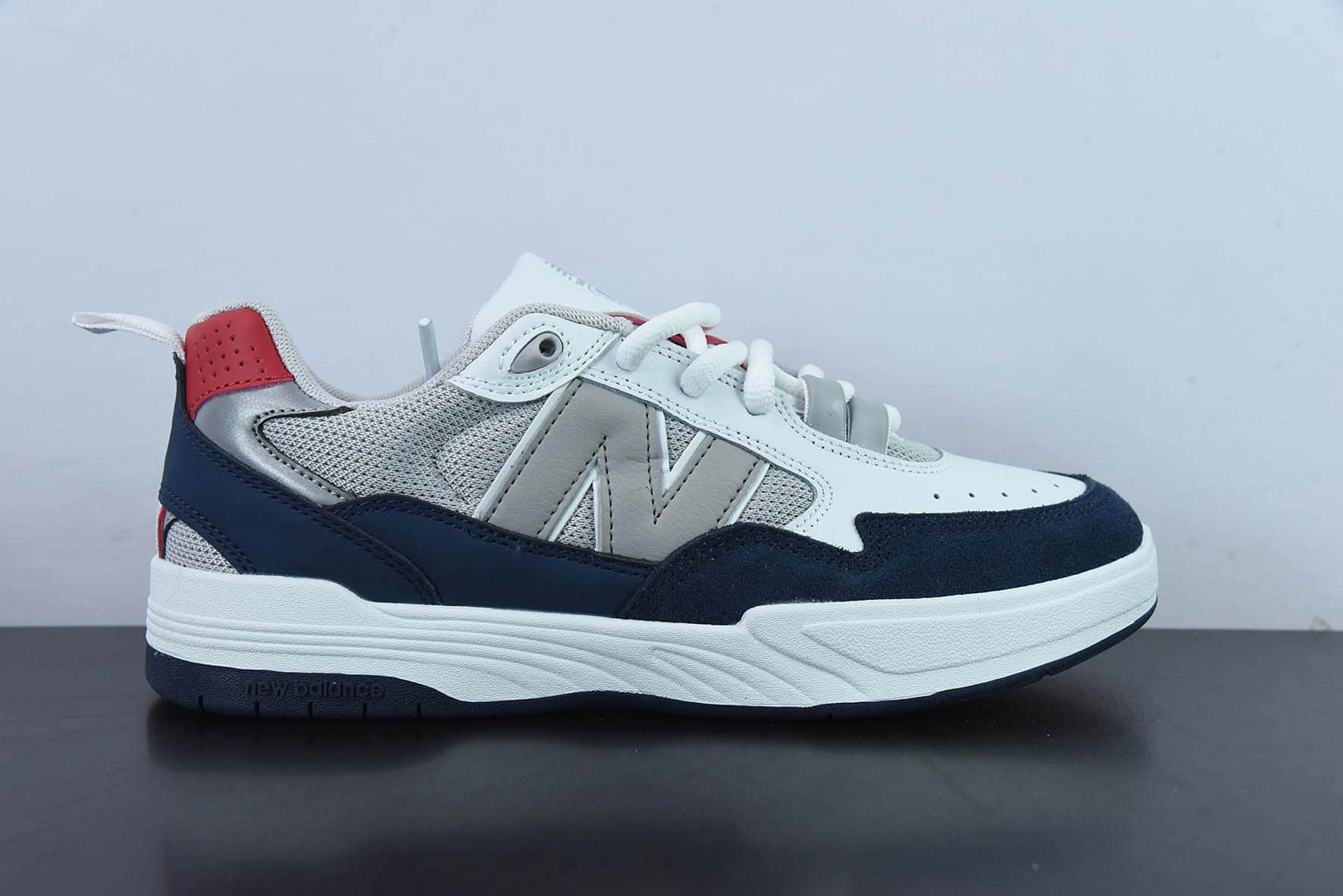 新百伦New Balance 808系列白蓝复古休闲跑步鞋纯原版本 货号：NM808WRB
