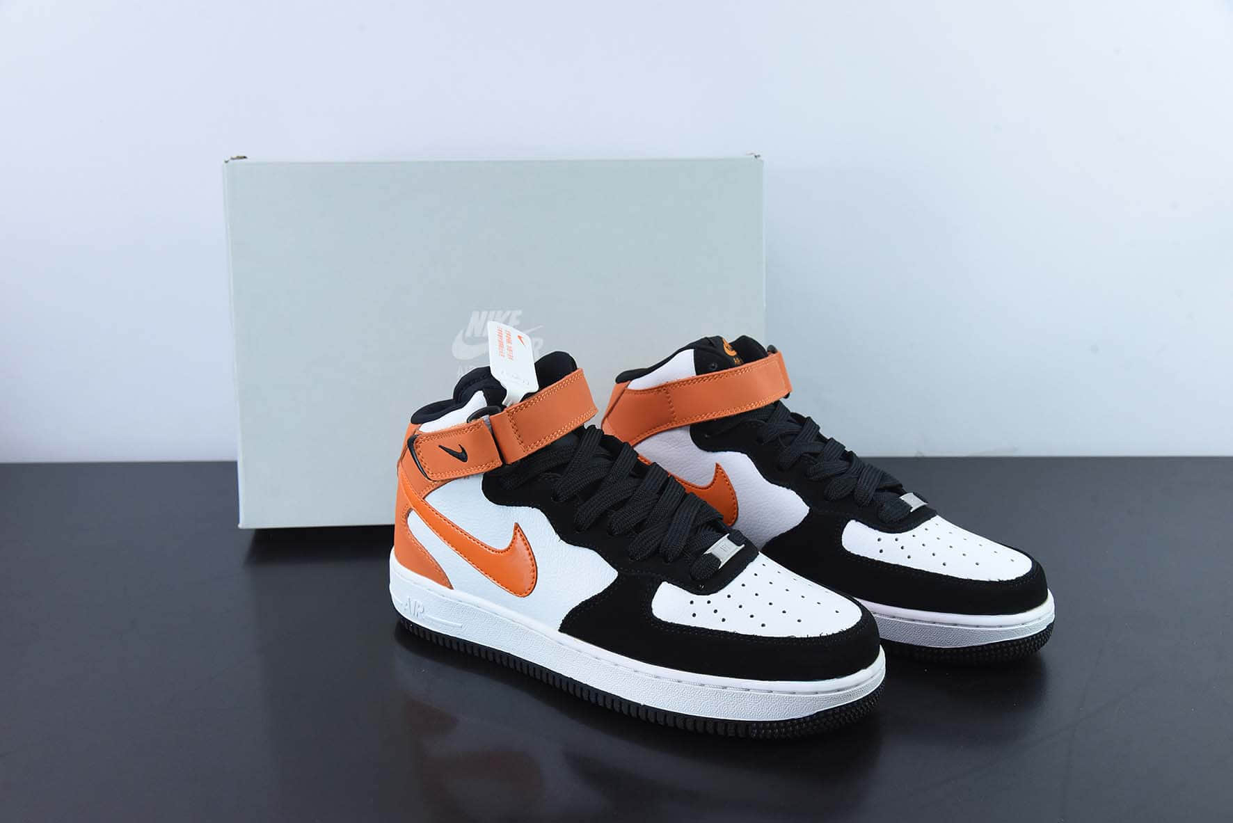 耐克Nike Air Force 1 Mid '07 黑橙配色中帮空军一号休闲板鞋纯原版本 货号：UT1192-006