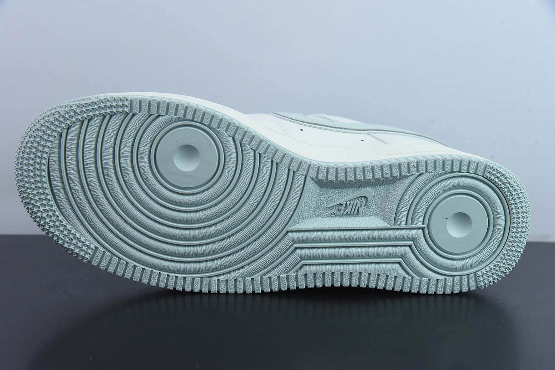 耐克Nike Air Force 1 07 Low “米蓝鳄鱼皮”纽约限定空军一号低帮休闲板鞋纯原版本 货号：PQ5636-226