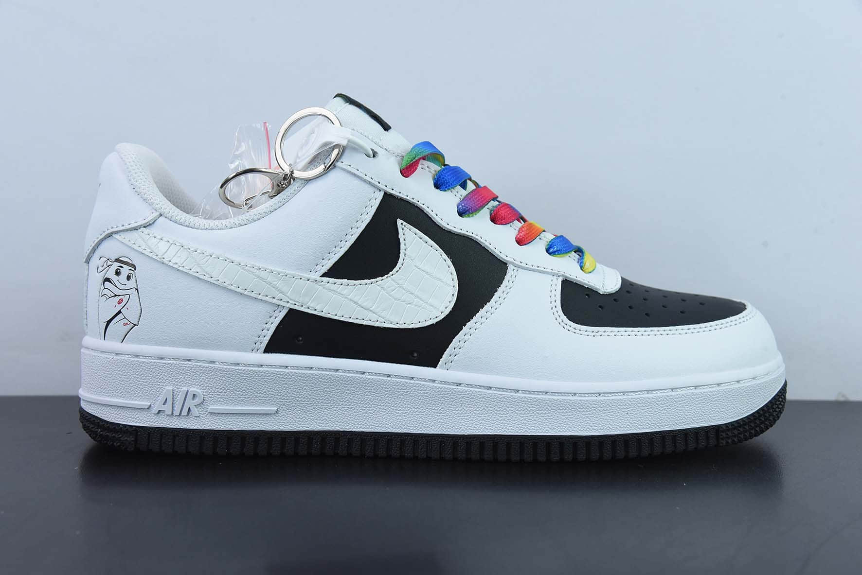 耐克NIke Air Force 1 '07 Low “世界杯”空军一号低帮休闲板鞋纯原版本 货号：DN1990-998