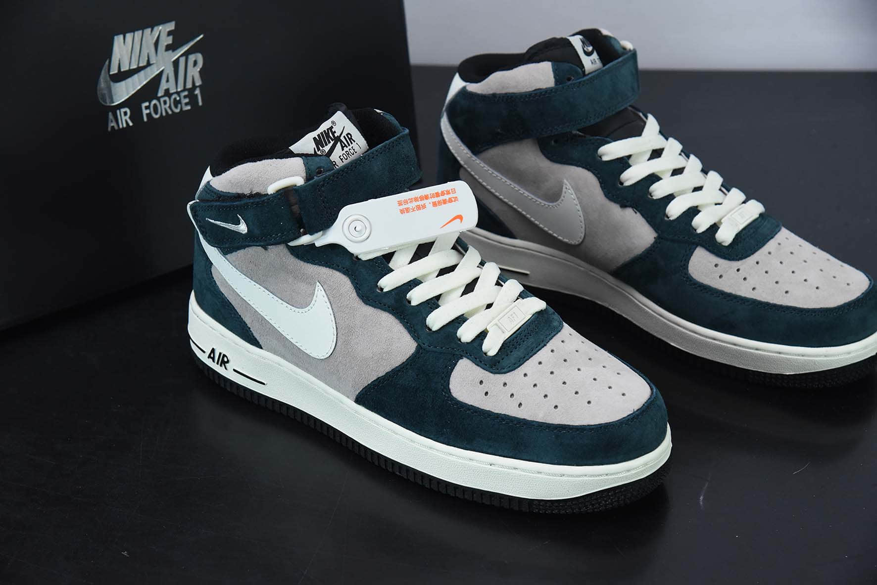 耐克Nike Air Force 1'07 奶白灰绿空军一号中帮运动休闲板鞋纯原版本 货号： DE6933-865