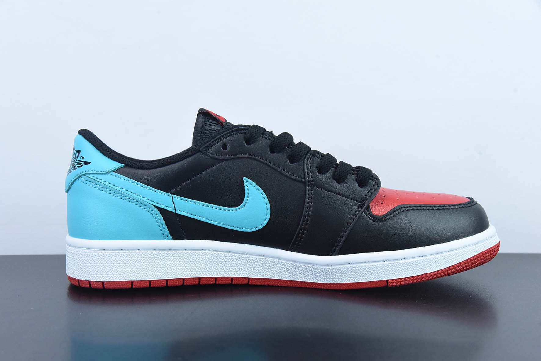 乔丹Air Jordan 1 Low AJ1 乔丹1警灯低帮复古文化休闲运动篮球鞋纯原版本 货号：CZ0775-046