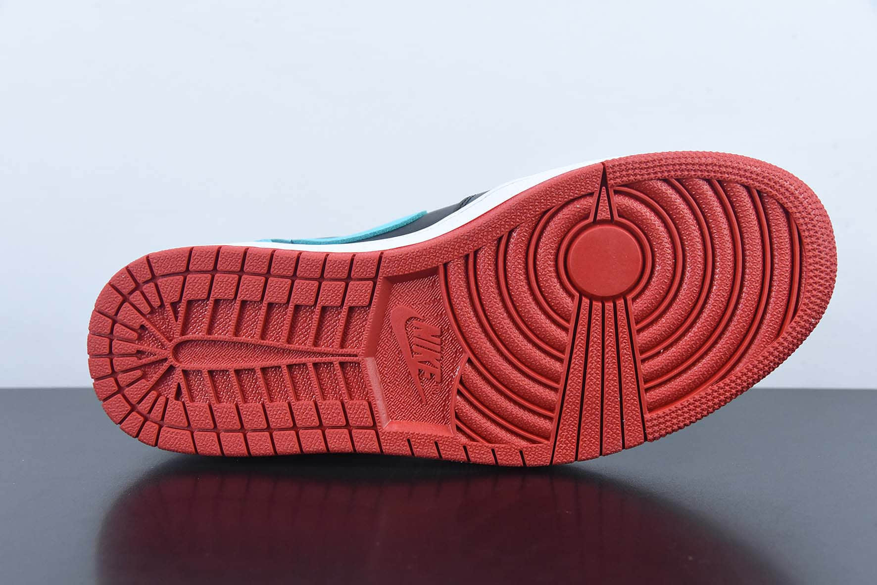 乔丹Air Jordan 1 Low AJ1 乔丹1警灯低帮复古文化休闲运动篮球鞋纯原版本 货号：CZ0775-046