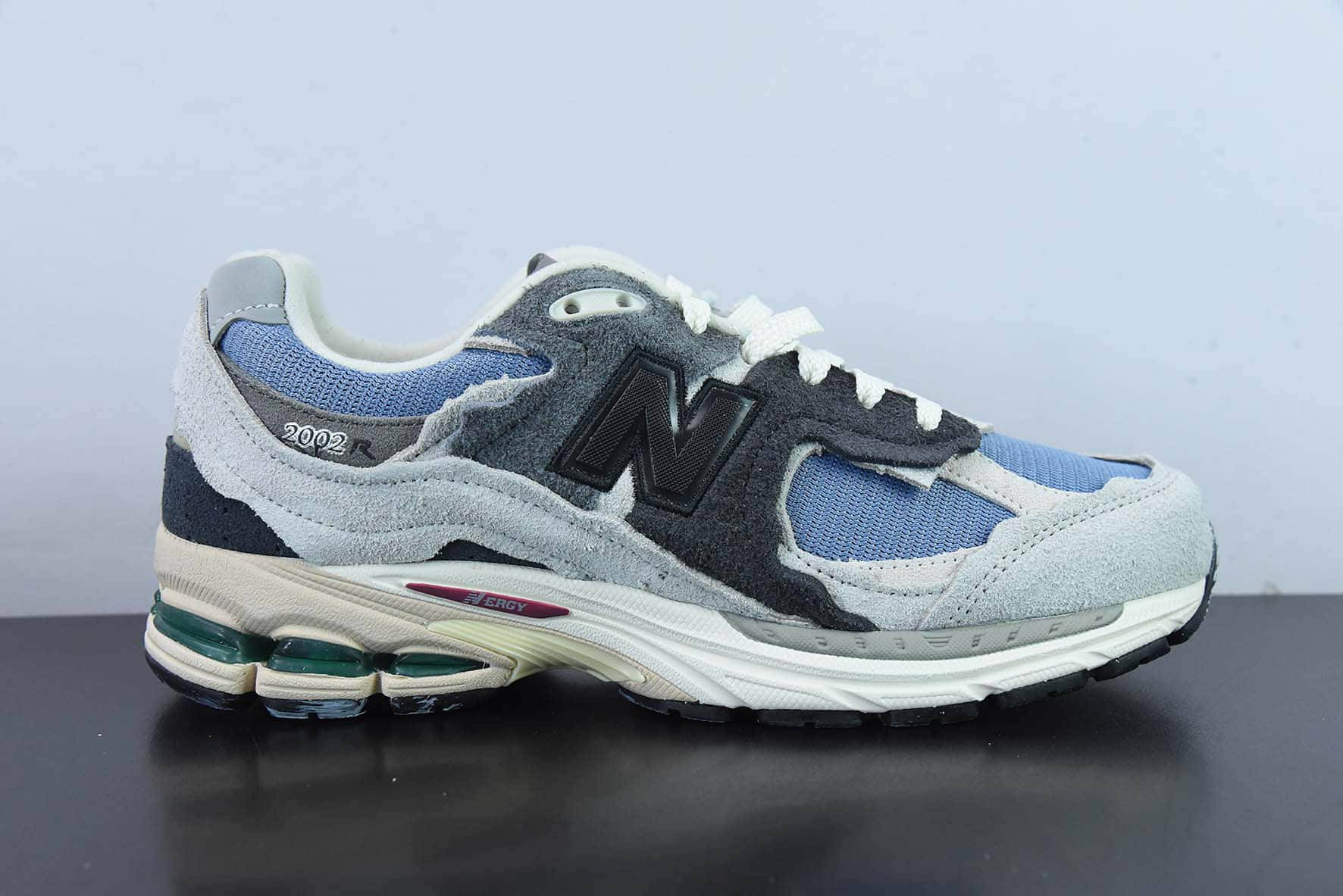 新百伦New Balance 2002RProtection Pack系列浅灰深灰蓝紫碎布做旧复古老爹风休闲运动慢跑鞋纯原版本 货号：M2002RDP