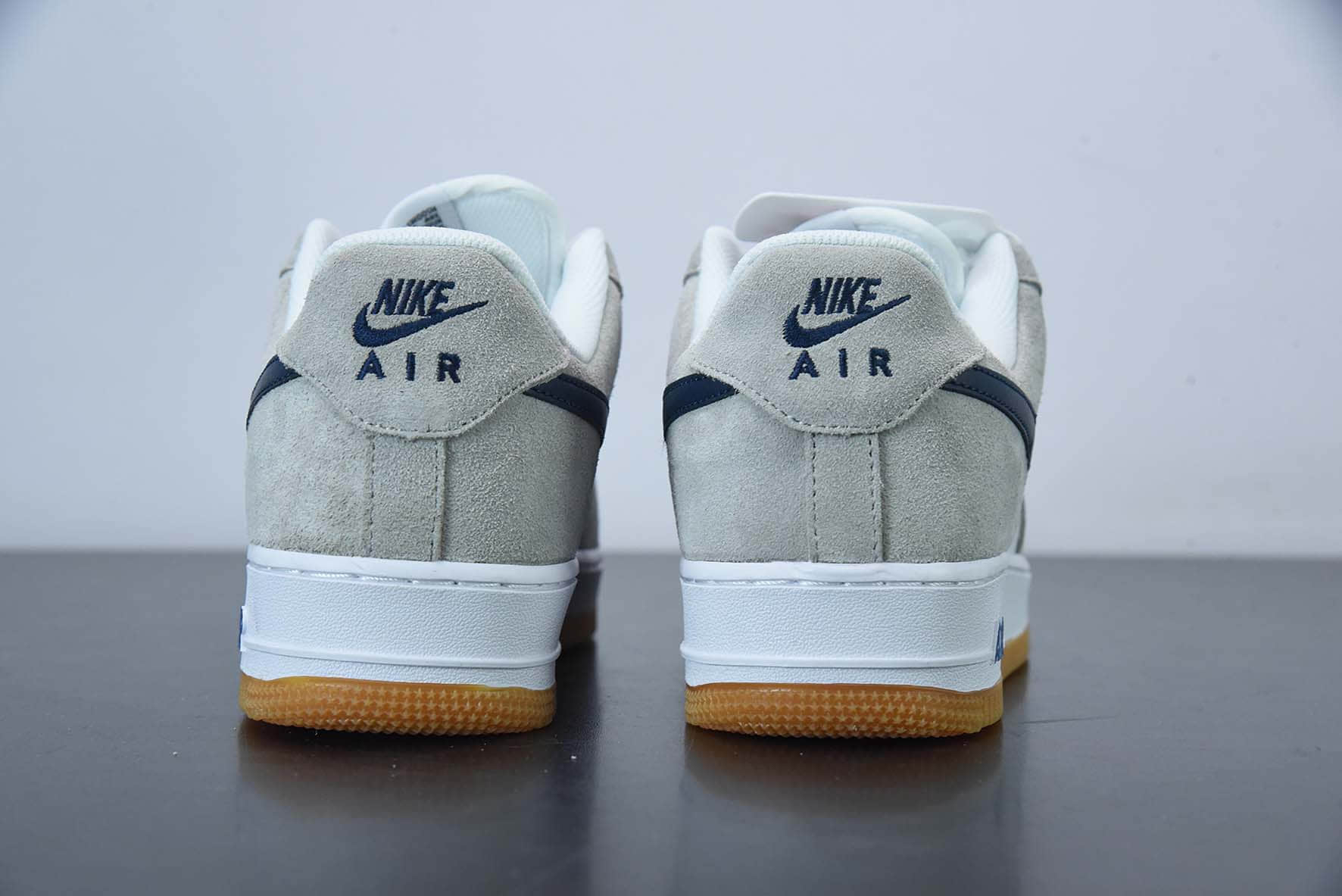 耐克Nike Air Force 1'07 Low 灰蓝深胶麂皮空军一号低帮休闲板鞋纯原版本 货号：AH0289-100