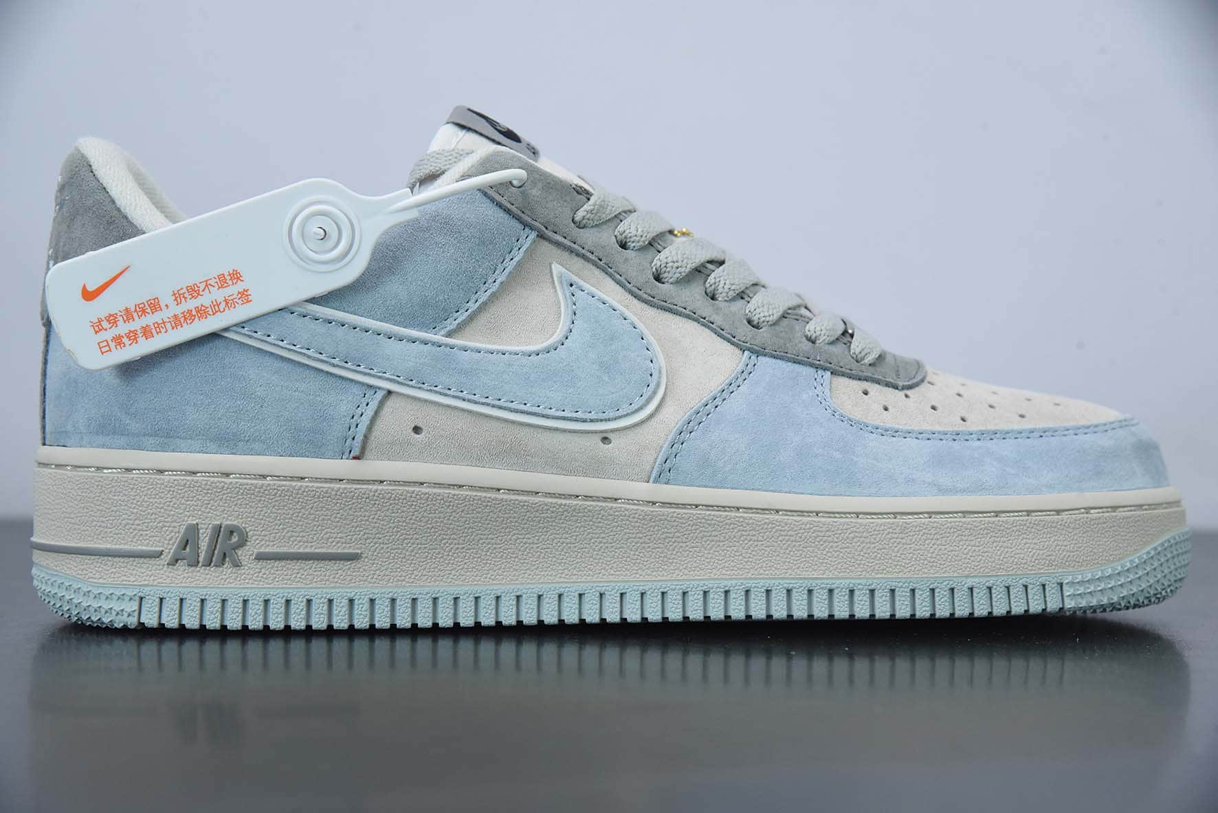 耐克Nike Air Force 1'07 Low Monthly Lime 月石灰空军一号低帮休闲板鞋纯原版本 货号：ZB2121-102