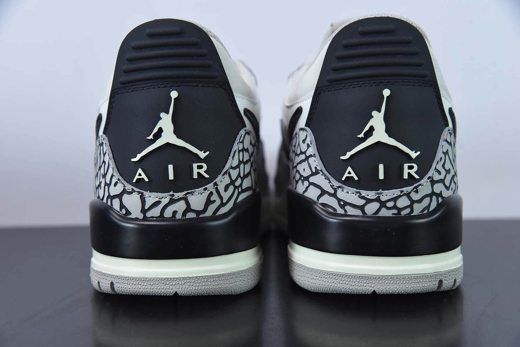 乔丹Air Jordan Legacy 312黑白灰低帮文化休闲运动篮球鞋纯原版本 货号：CD7069-101