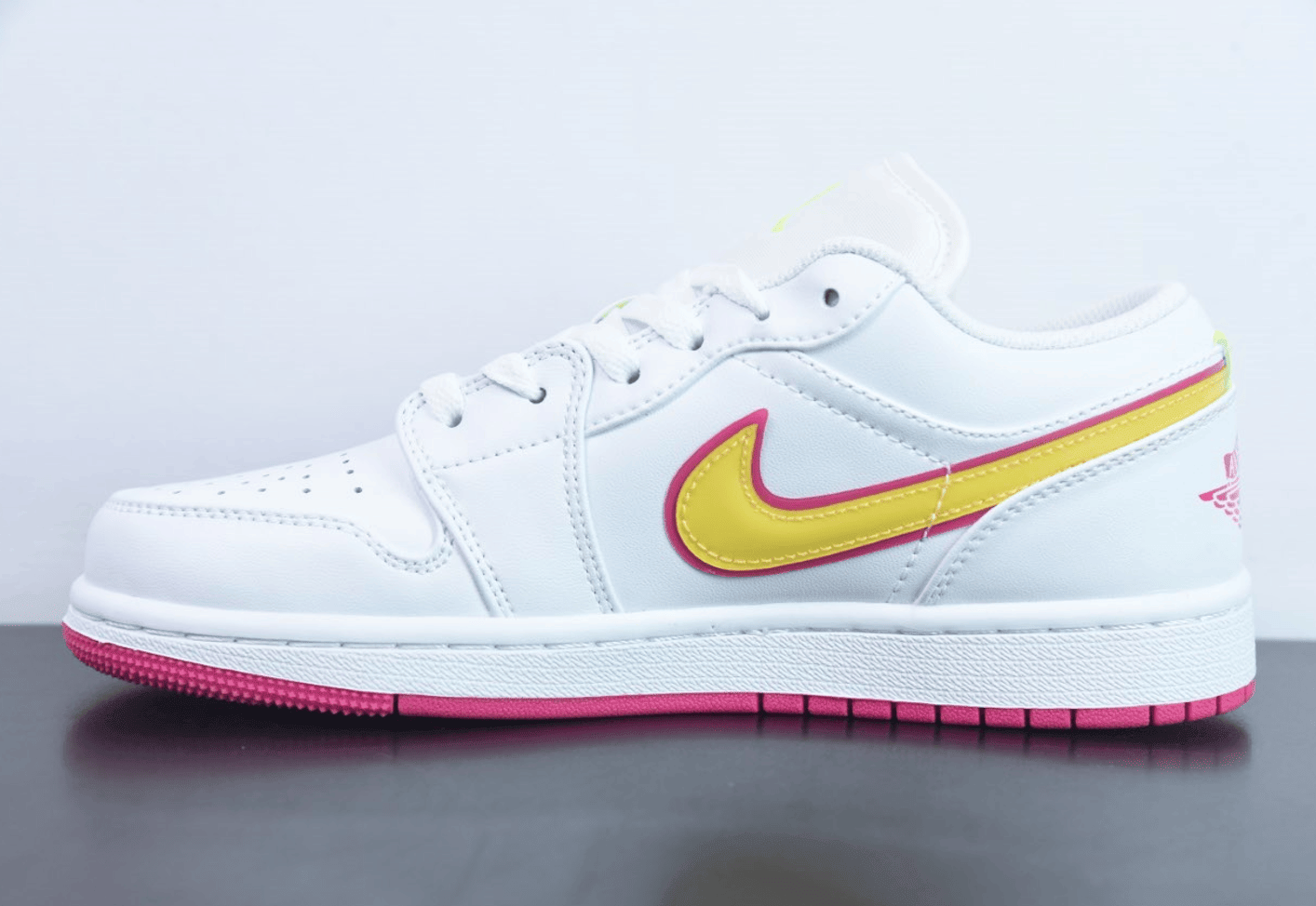 乔丹Air Jordan 1 Low AJ1白黄粉糖果低帮篮球鞋纯原版本 货号：CV4610-10 