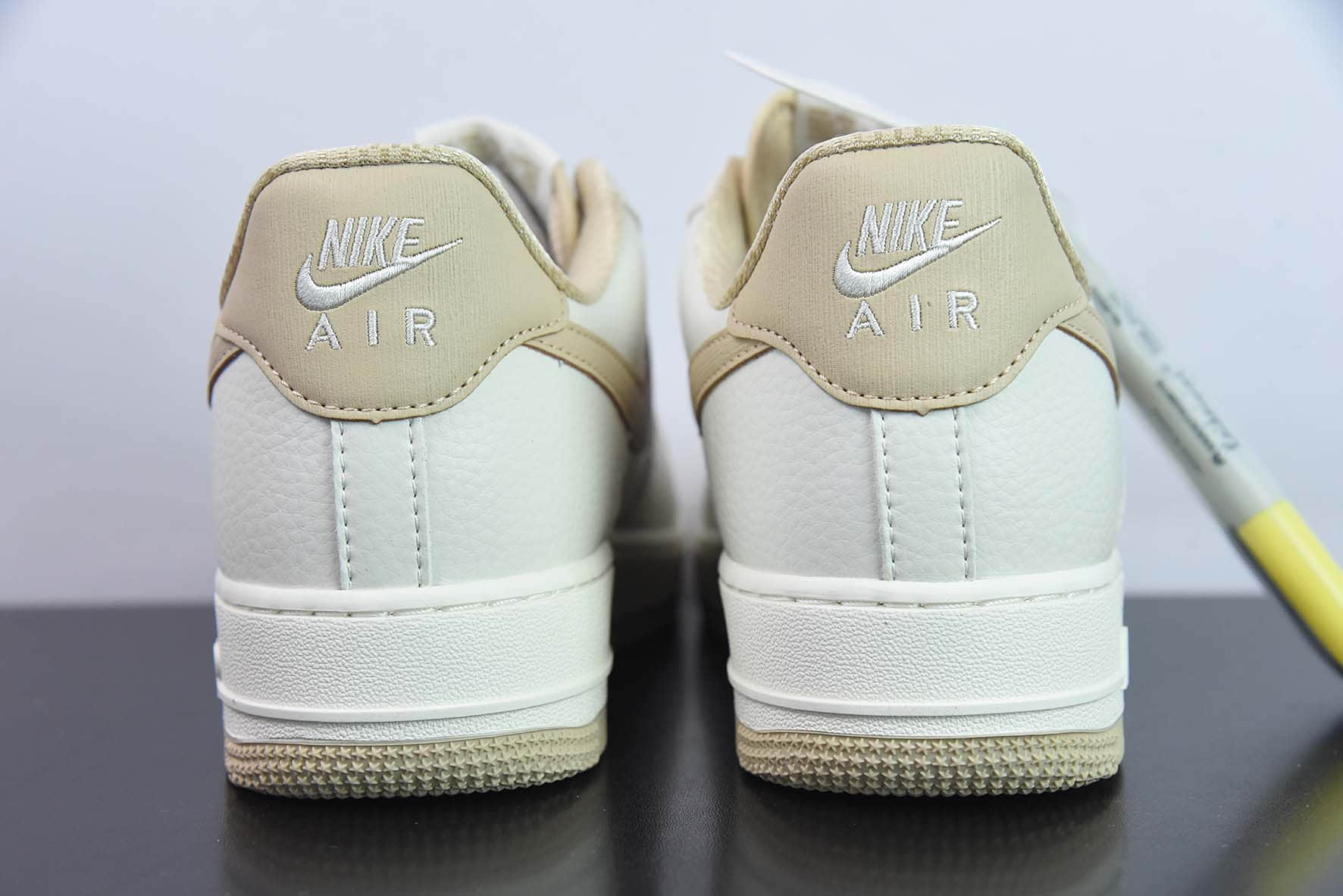 耐克Nike Air Force 1 Low '07 “米卡其”配色低帮空军一号休闲板鞋纯原版本 货号：GR5263-023