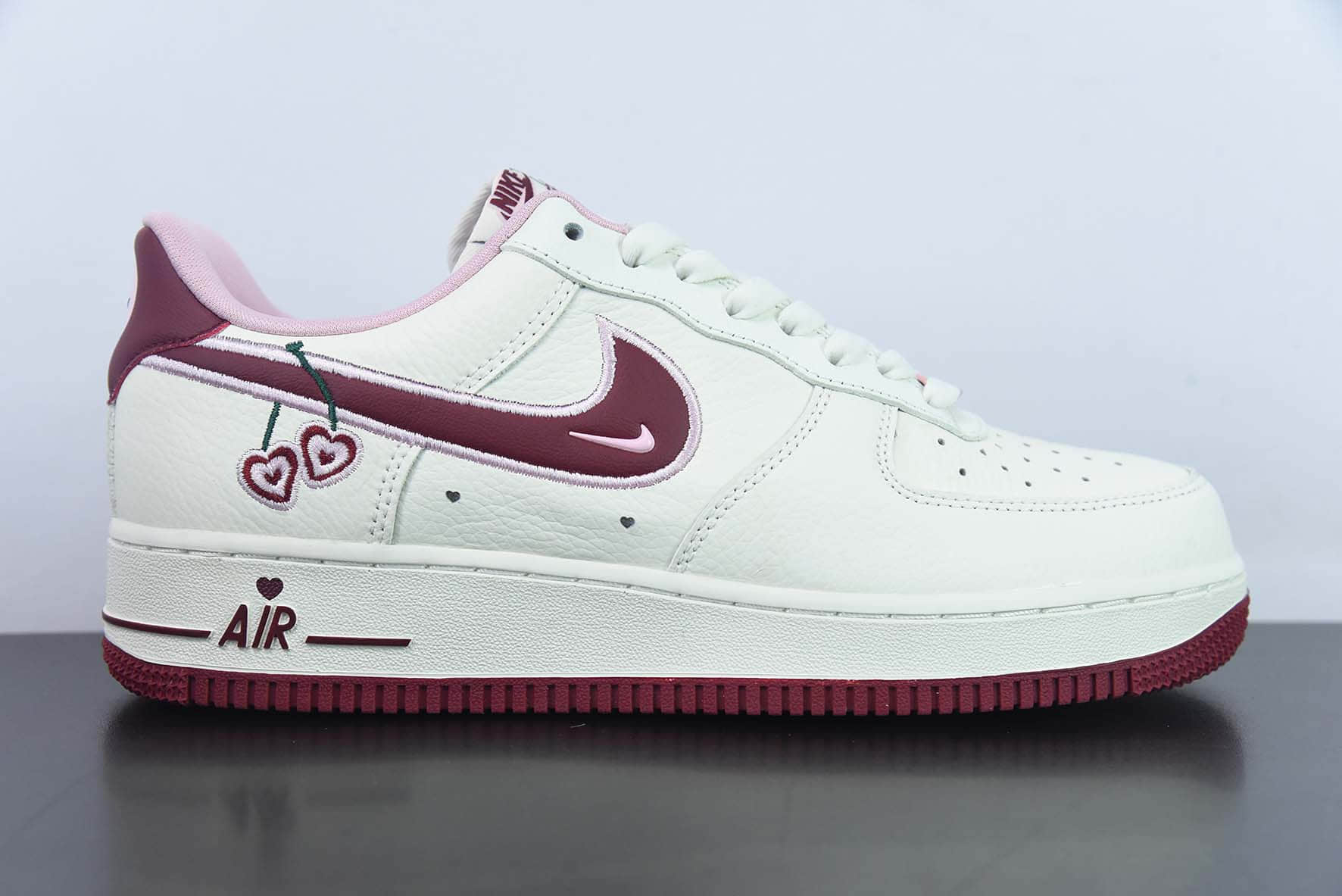 耐克Nike Air Force 1  Valentines's Day  樱桃情人节空军一号低帮休闲板鞋纯原版本 货号：FD4616-161