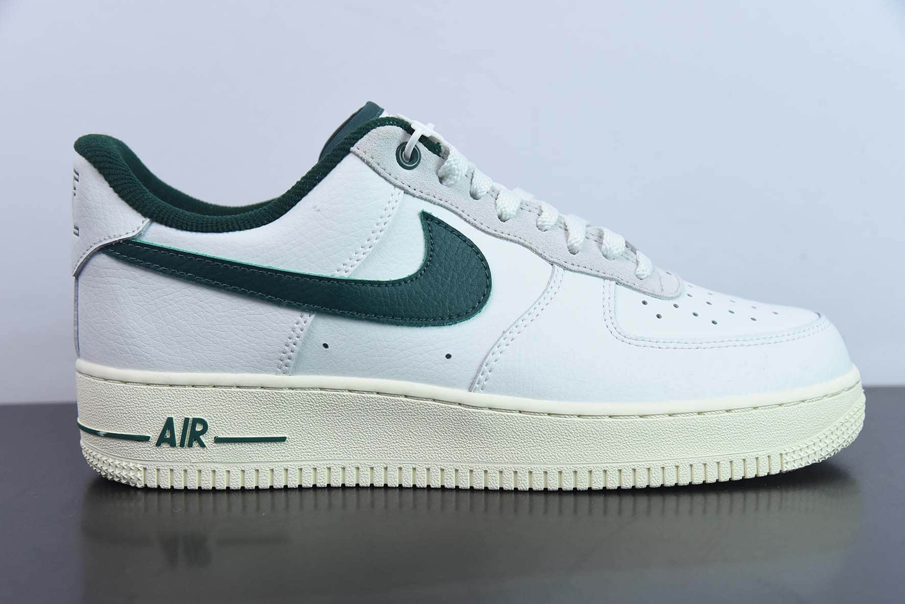 耐克Nike Air Force 1'07 LowCommand Force皮革白灰深绿氧化底空军一号低帮休闲板鞋纯原版本 货号：DR0148-102