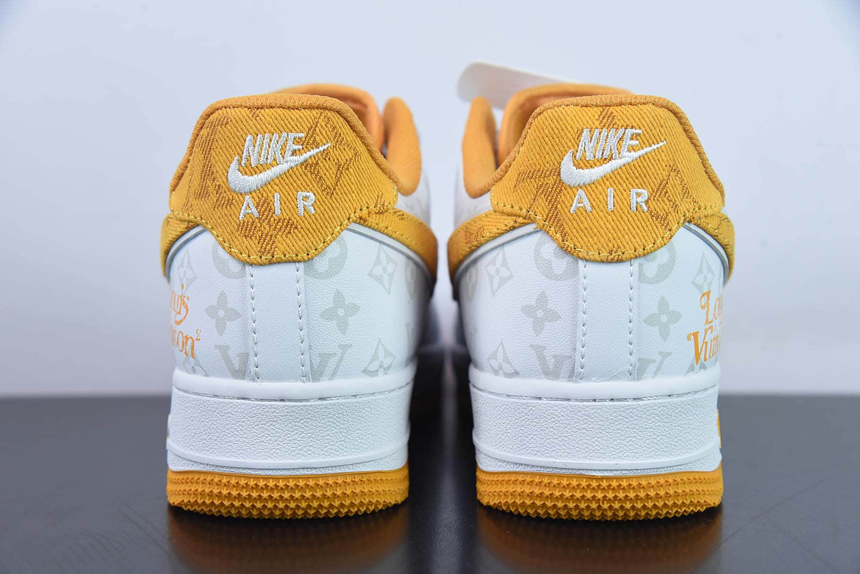 耐克NIke Air Force 1 '07 Low “LV联名暗夜精灵--黄牛仔”空军一号低帮休闲板鞋纯原版本 货号：DR9868-700 