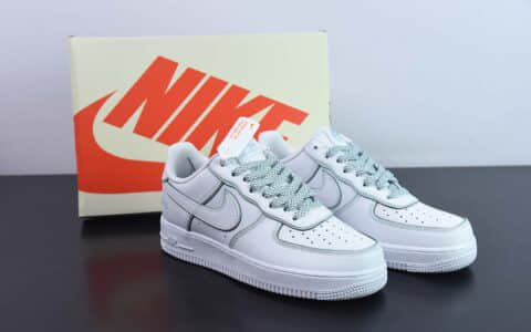 耐克Nike Stussyx Nike Air Force 1 Low 斯图西联名冰蓝炫彩反光空军一号低帮休闲板鞋纯原版本 货号：DT0617-029