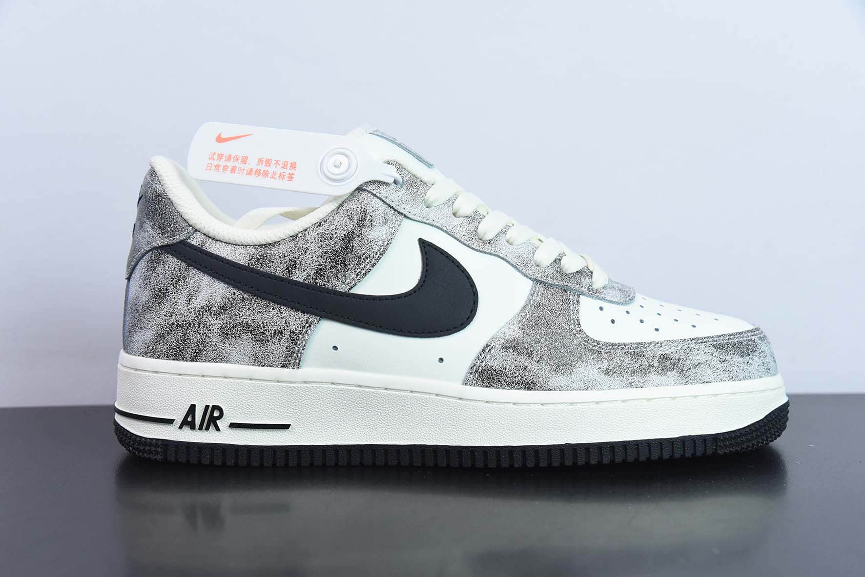 耐克Nike Air Force 1'07 Low 岩石黑色空军一号低帮休闲板鞋纯原版本 货号：YY6938-365 