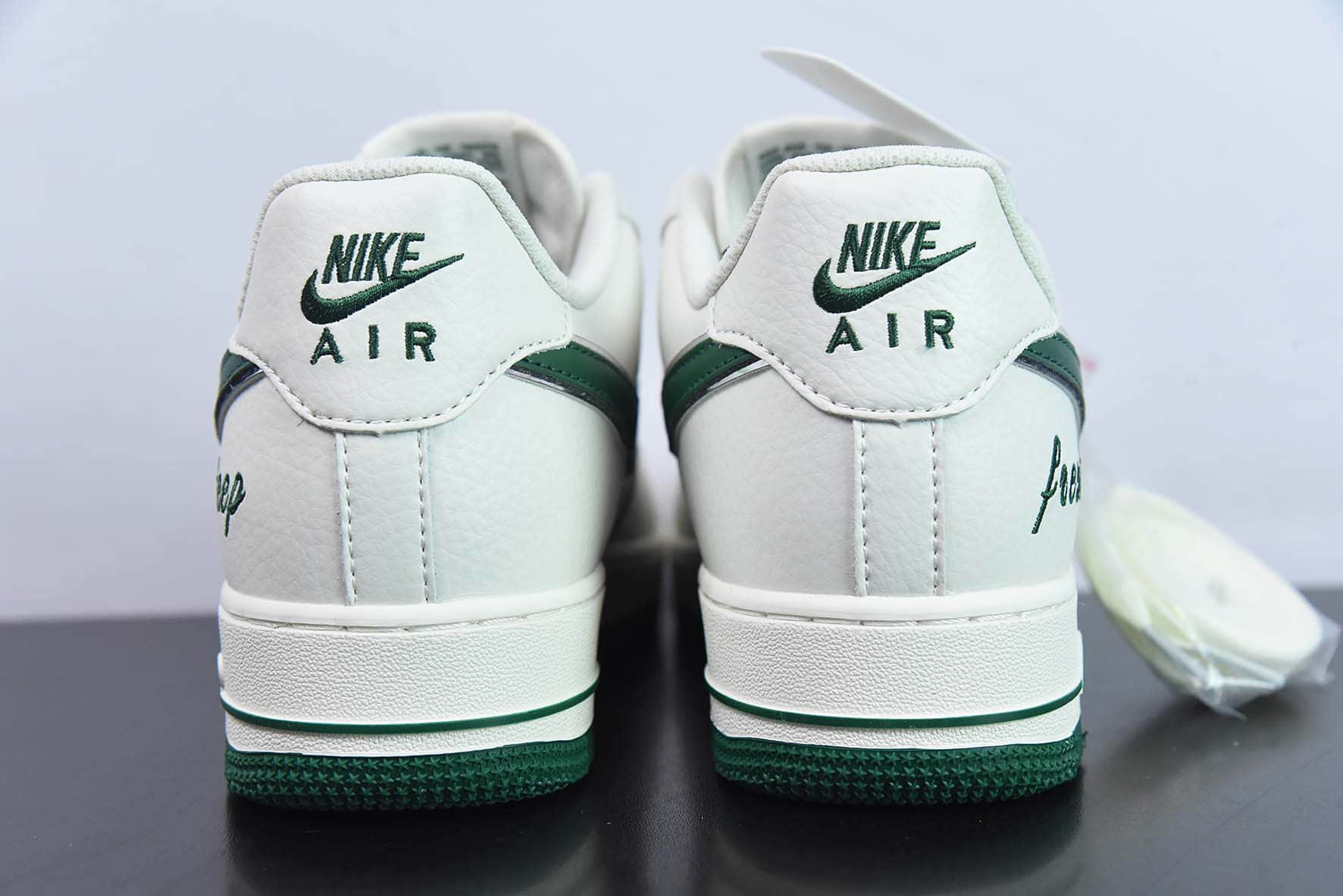 耐克Nike Air Force 1’07 LowWhiteGreenSilver空军一号40周年联名纪念款深绿银小钩低帮休闲板鞋纯原版本 货号：BM1996-066 