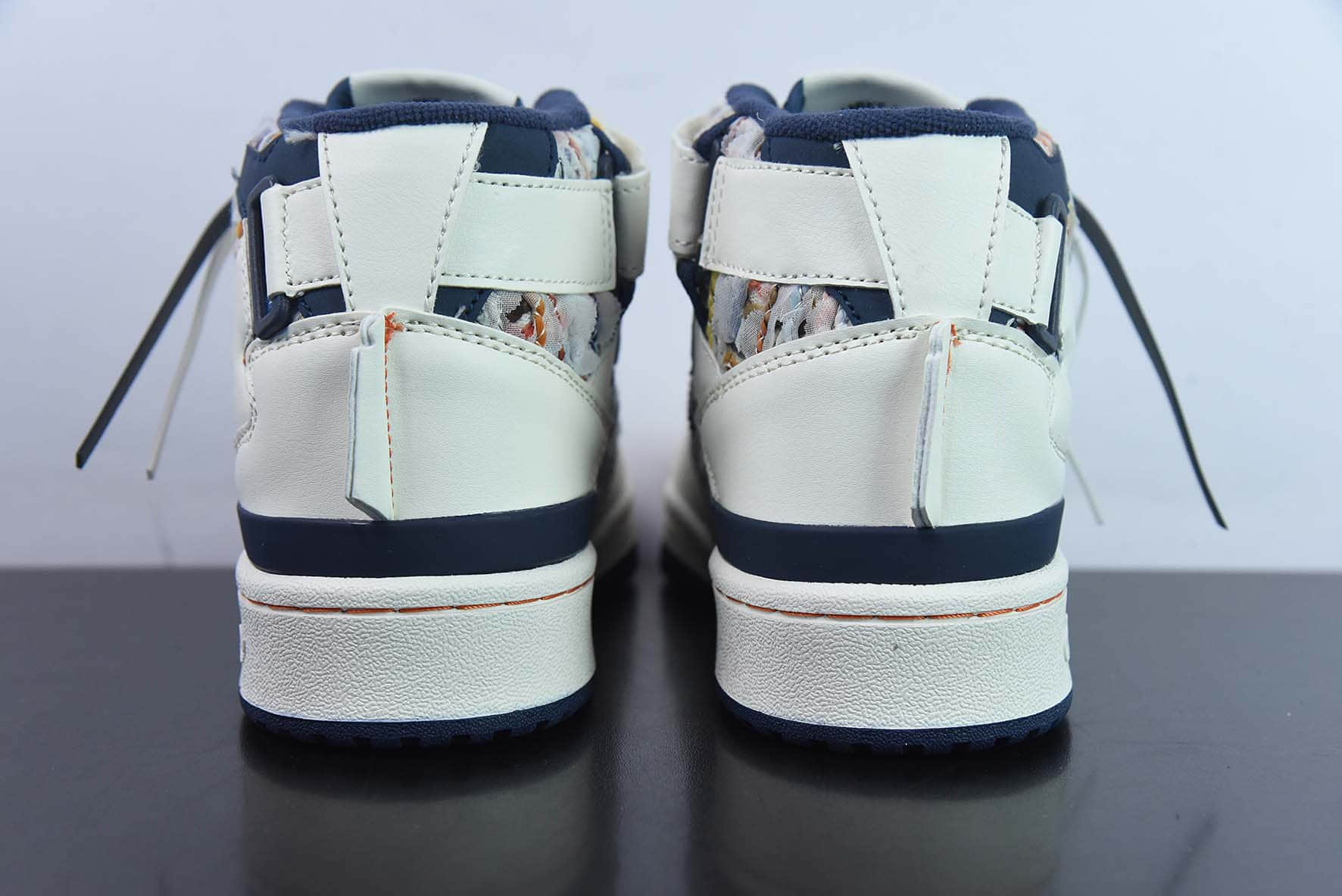 阿迪达斯Adidas Originals Forum 84 High 斑斓复古高帮百搭潮流休闲运动板鞋纯原版本 货号：GX3958