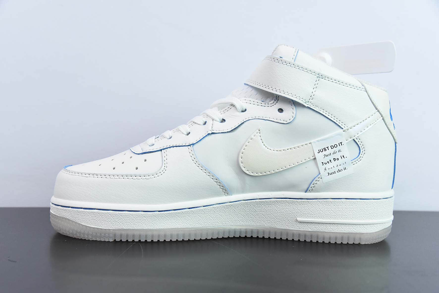 耐克Nike Air Force 1'07 MI'd “Pearl white” “珍珠白” 空军一号中帮休闲板鞋纯原版本 货号：FB1869-055