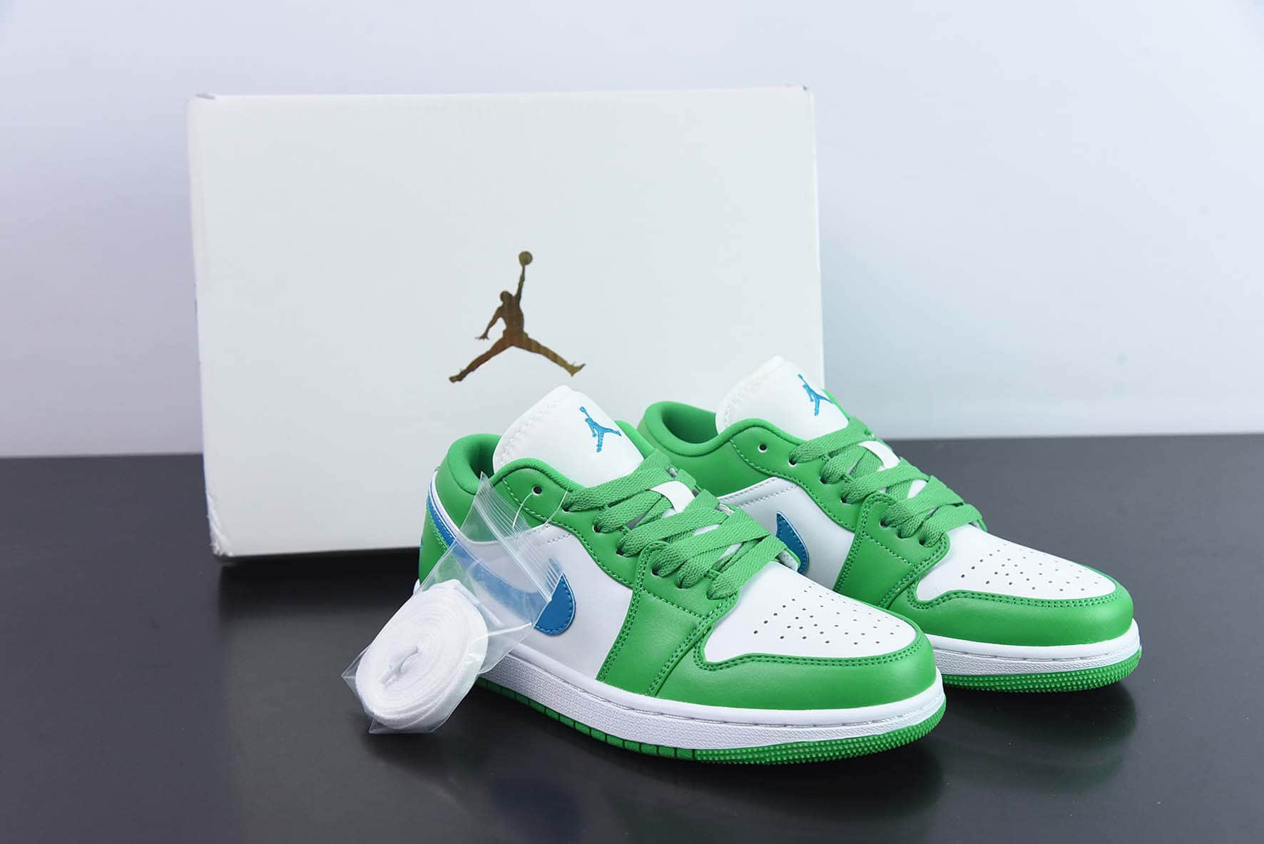 乔丹Air Jordan 1 Low AJ1 幸运蓝绿低帮复古篮球鞋纯原版本 货号：DC0774-304 