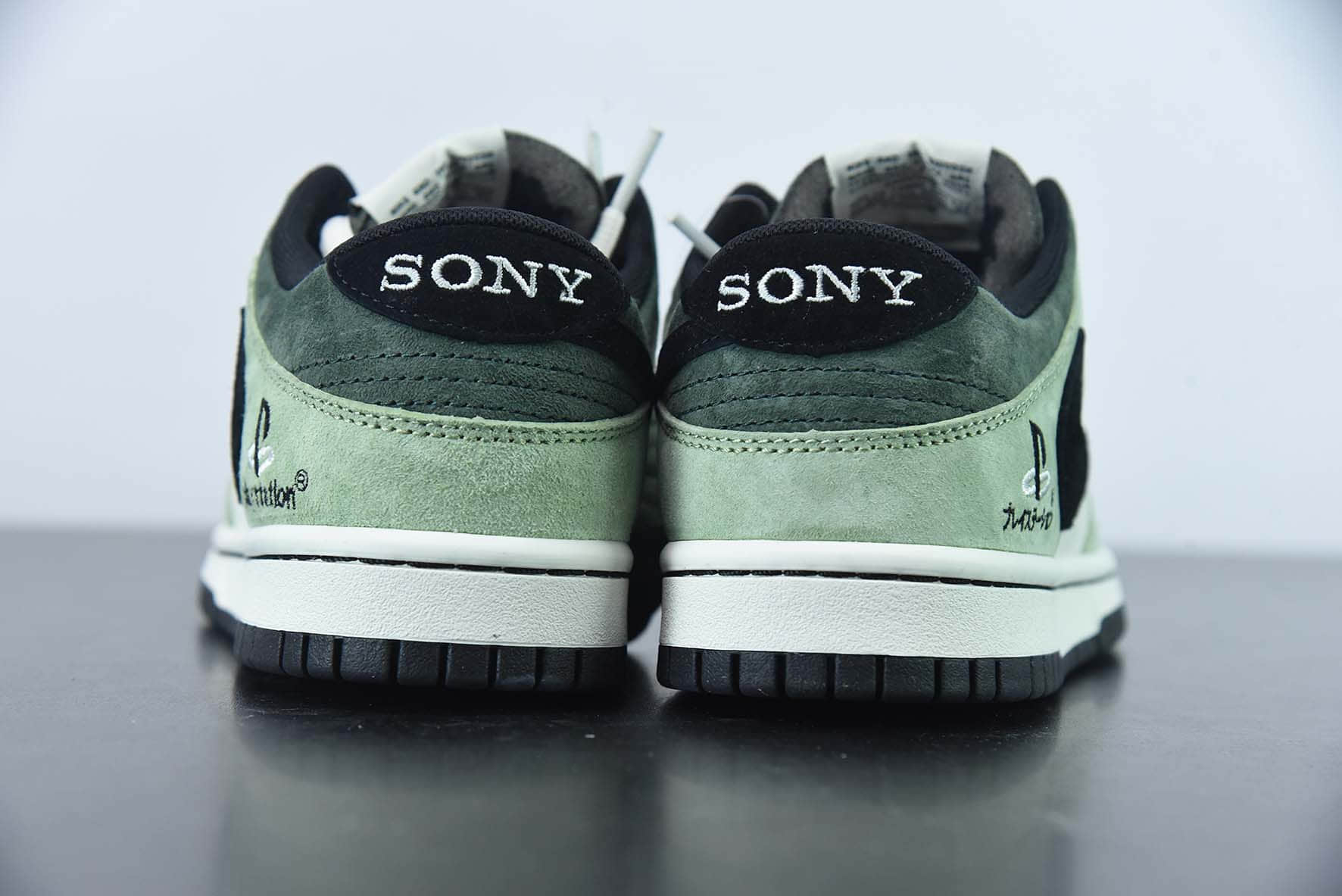 耐克Nike Sony PlayStation 5 x Travis Scott x Nike SB Dunk LowPS5三方联名黑绿倒勾扣篮系列低帮经典百搭休闲运动板鞋纯原版本 货号：CU1726-777