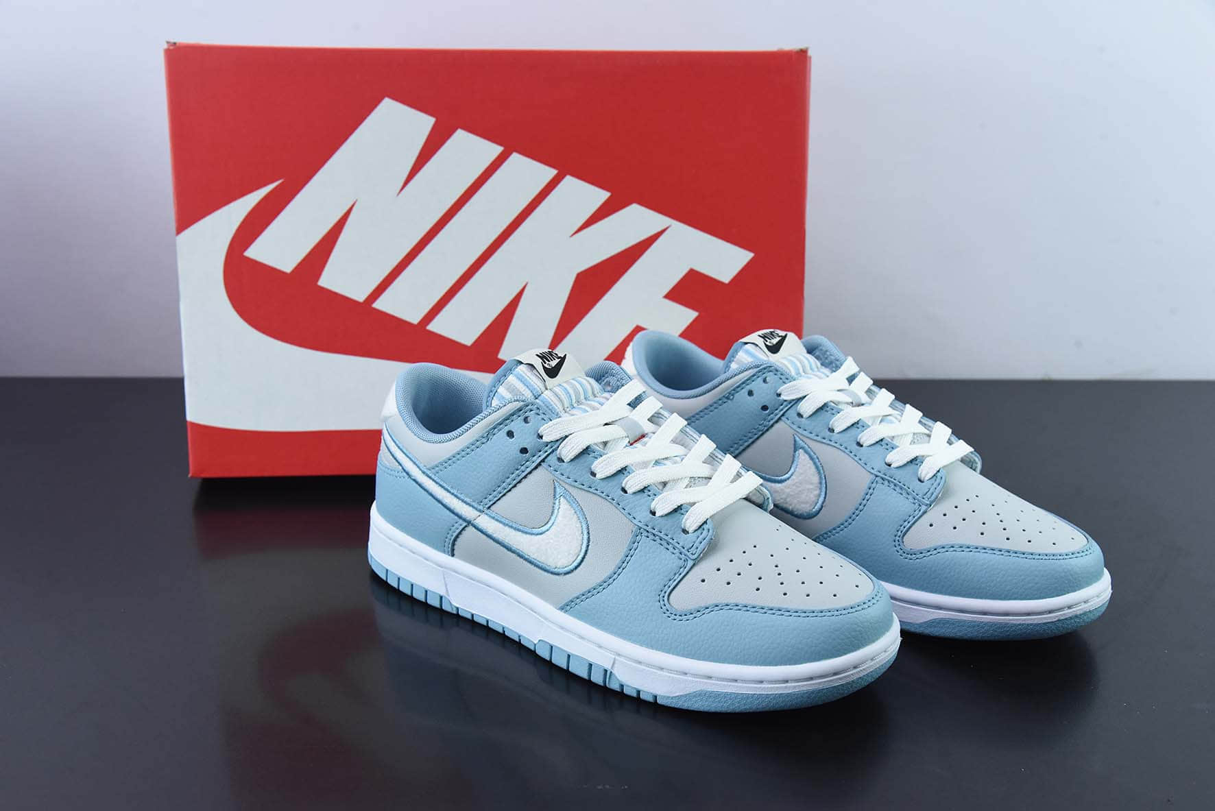 耐克Nike SB Dunk Low RetroGrey Fog Worn Blue灰蓝拼色SB扣篮系列低帮休闲运动滑板板鞋纯原版本 货号：FB1871-011