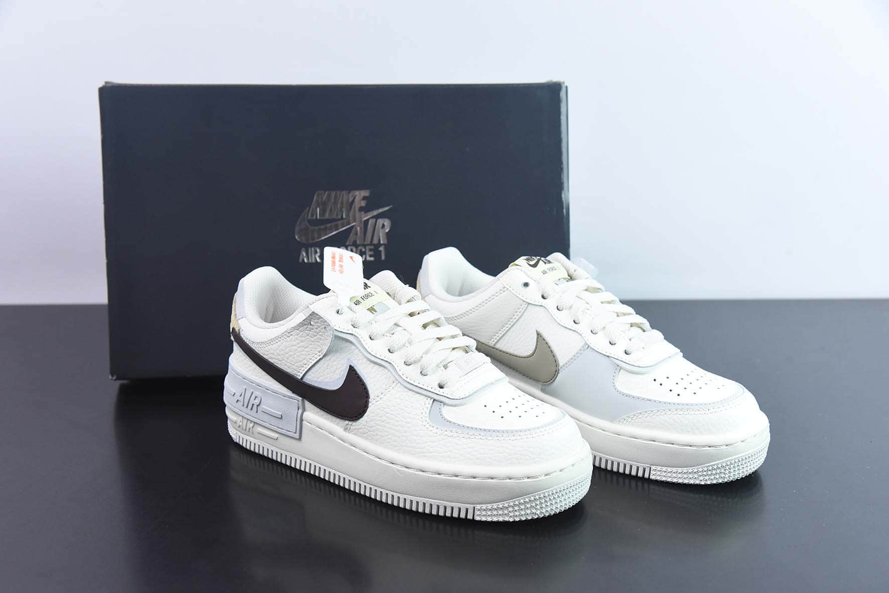 耐克Nike WMNS Air Force 1 ShadowPython马卡龙系列蛋糕奶米白深棕鸳鸯钩子空军一号轻量增高低帮百搭板鞋纯原版本 货号：FD0804-100