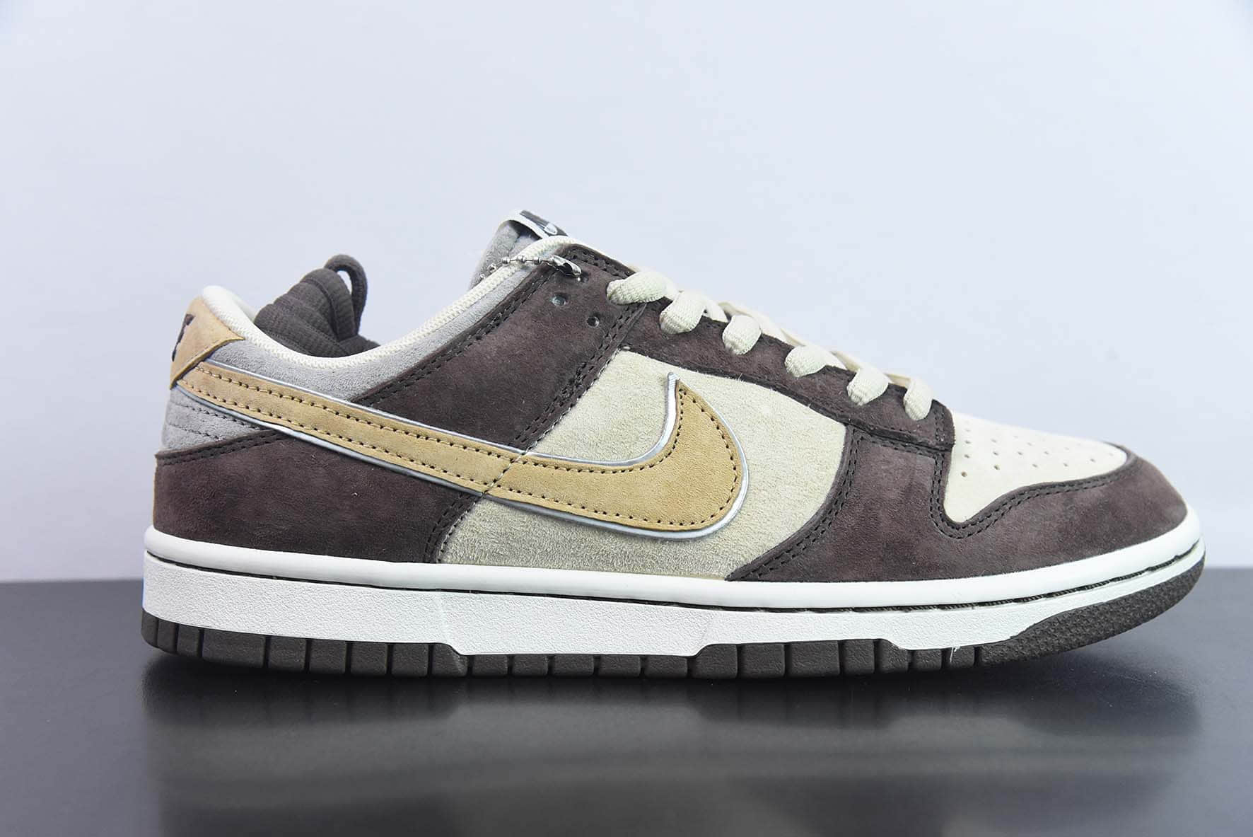 耐克Nike Otomo Katsuhiro x NK SB Dunk Low Steamboy OST 大友克洋联名卡其棕色SB低帮休闲滑板鞋纯原版本 货号：LF0039-034