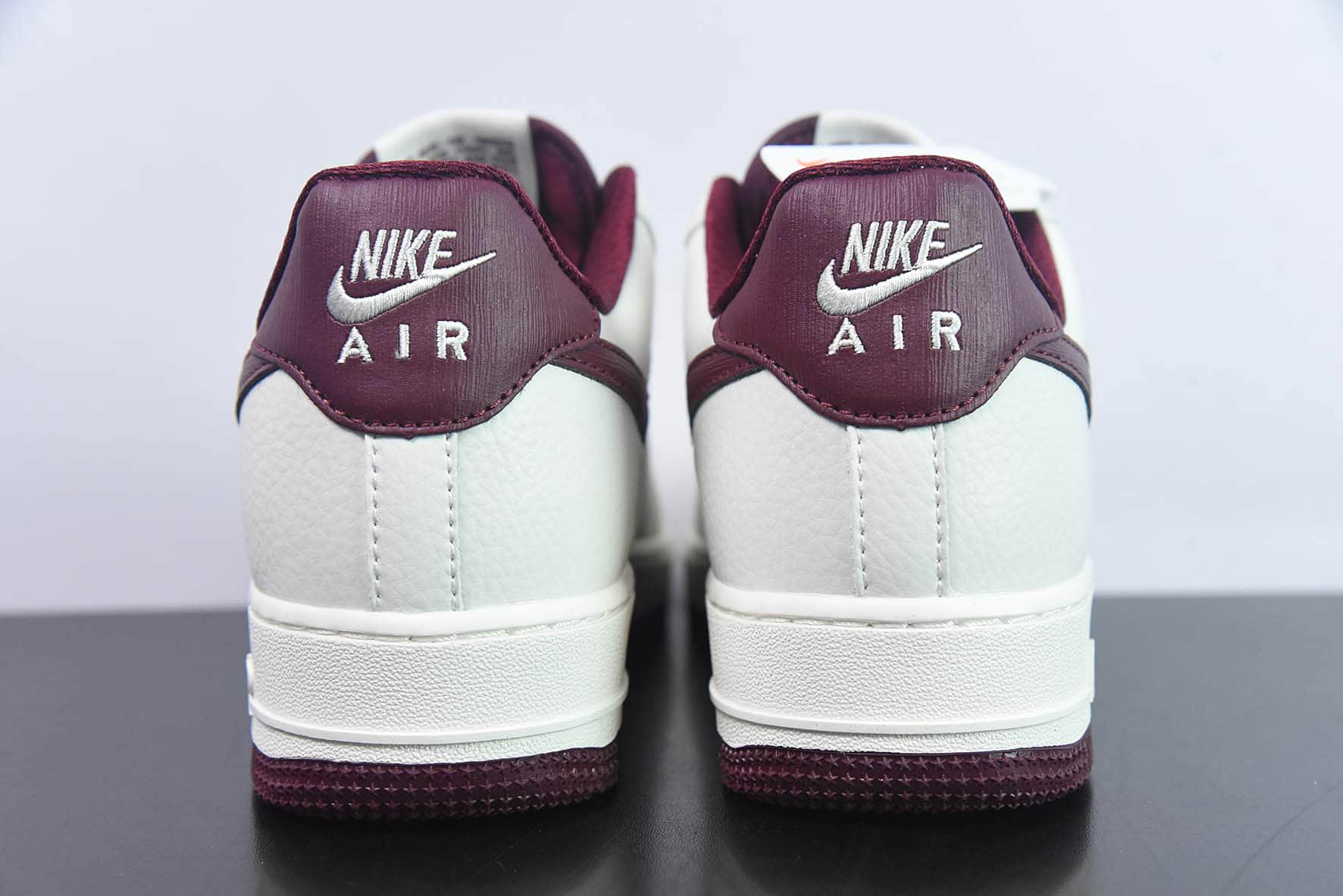 耐克Nike Air Force 1'07 Low 酒红白空军一号低帮休闲板鞋纯原版本 货号：GH5622-063