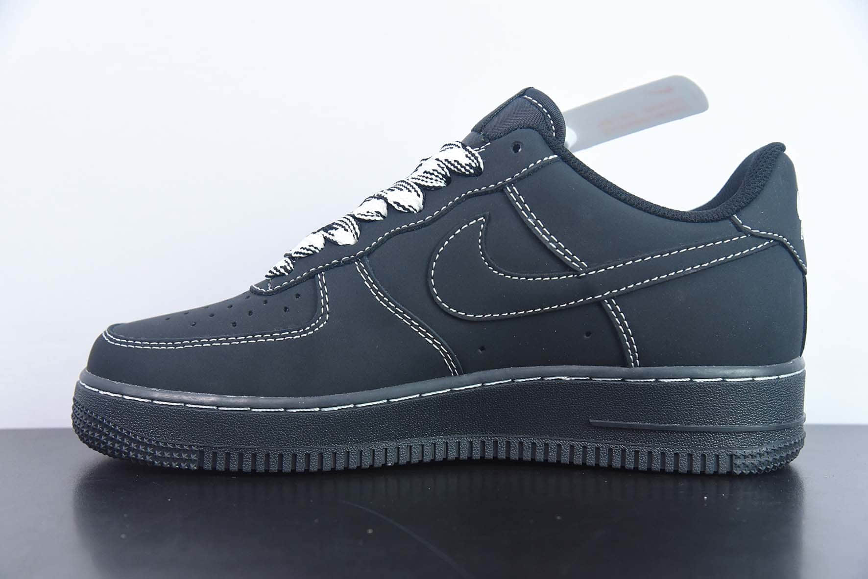 耐克NIke Air Force 1 '07 黑武士空军一号低帮休闲板鞋纯原版本 货号：HW2636-079