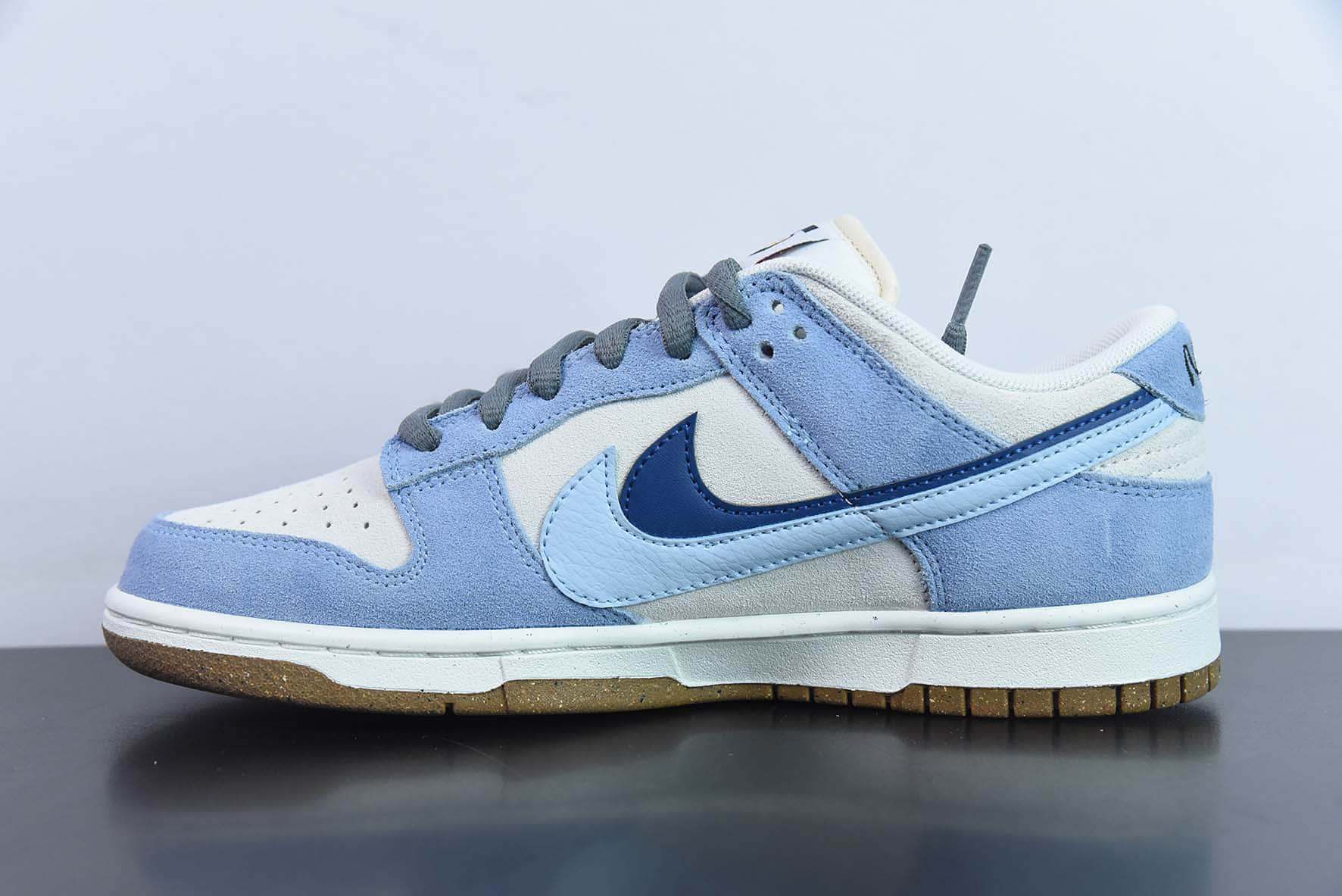 耐克Nike SB Dunk Low 85 椰奶蓝双钩SB低帮运动休闲板鞋纯原版本 货号：DO9457-119 