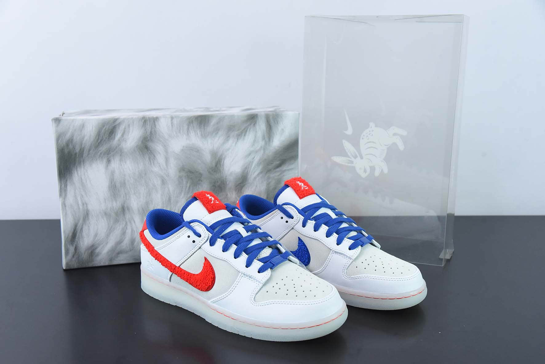 耐克Nike Dunk Low Year of the Rabbit 兔年穗兔主题 大白兔白红蓝SB低帮运动休闲板鞋纯原版本货号：FD4203-161