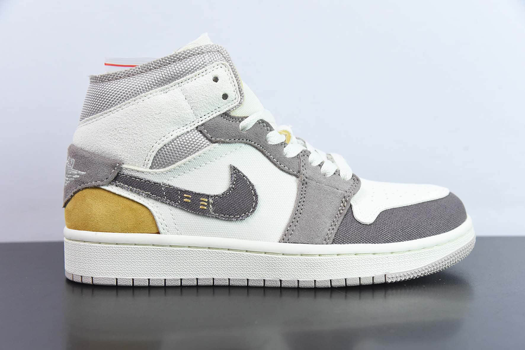 乔丹Air Jordan 1 Mid Craft Sail AJ1 乔1褐灰色中帮篮球鞋纯原版本 货号：DM9652-102 