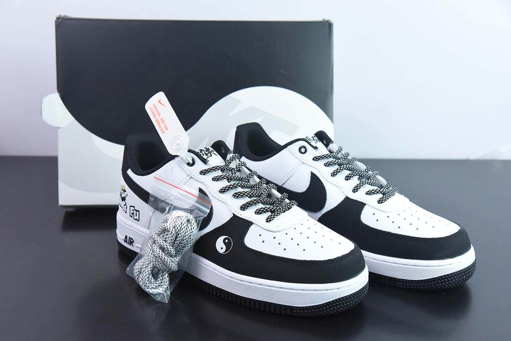 耐克Nike Air Force 1 AF1 黑白太极功夫熊猫空军一号低帮休闲板鞋纯原版本 货号：BS9055-701