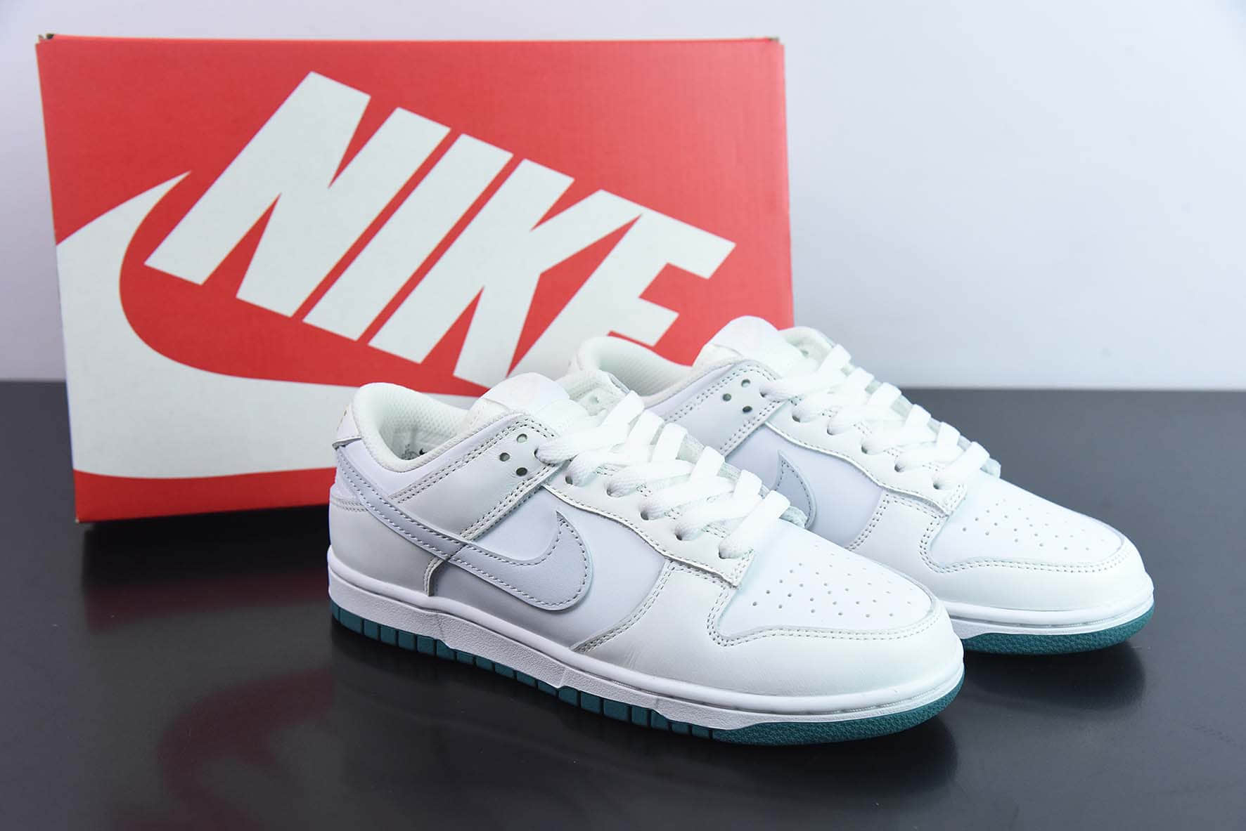 耐克Nike SB Dunk Low 白绿薄荷 SB低帮运动休闲板鞋纯原版本 货号：FD9911-101