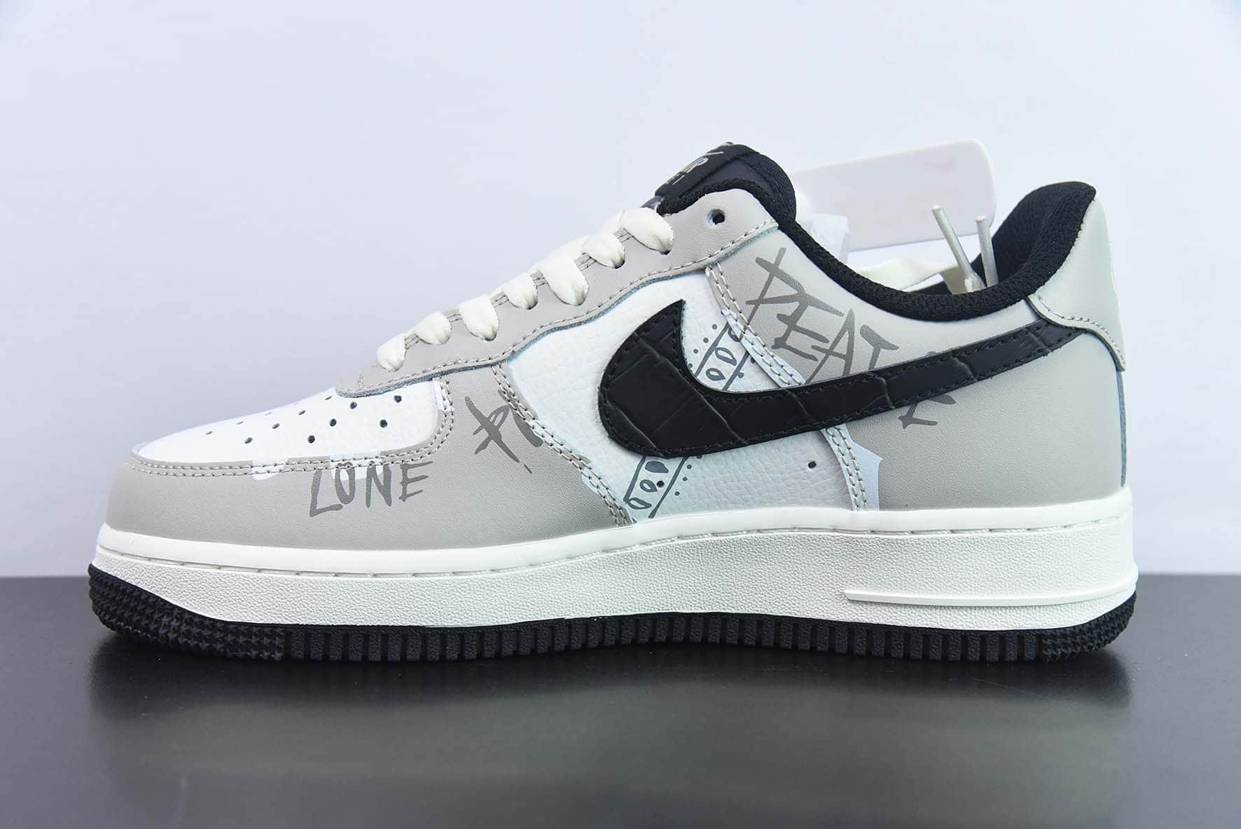 耐克Nike Air Force 1'07 Low 西海岸涂鸦空军一号低帮休闲板鞋纯原版本 货号：LT5986-921